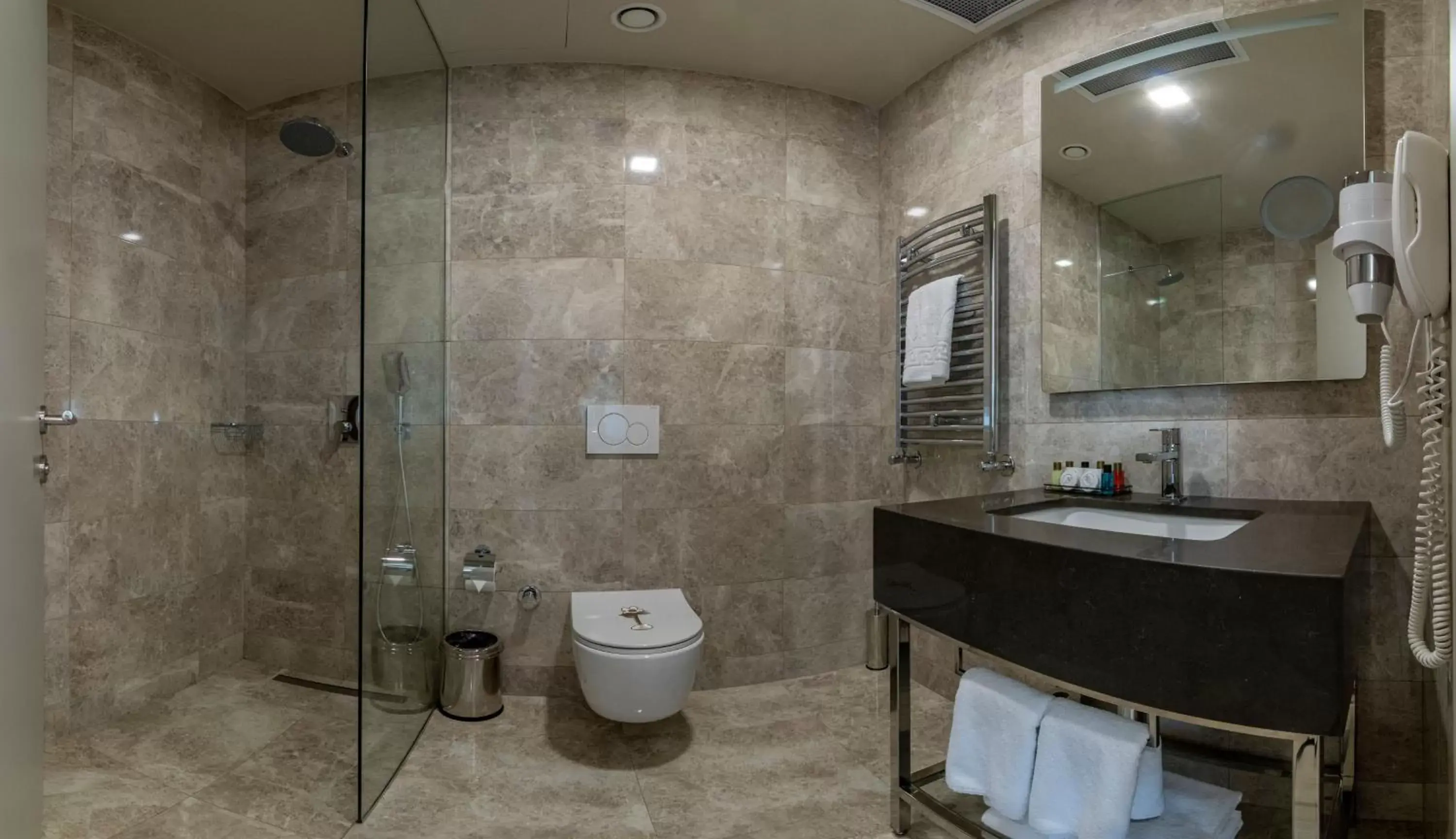 Shower, Bathroom in The Hotel Beyaz Saray & Spa