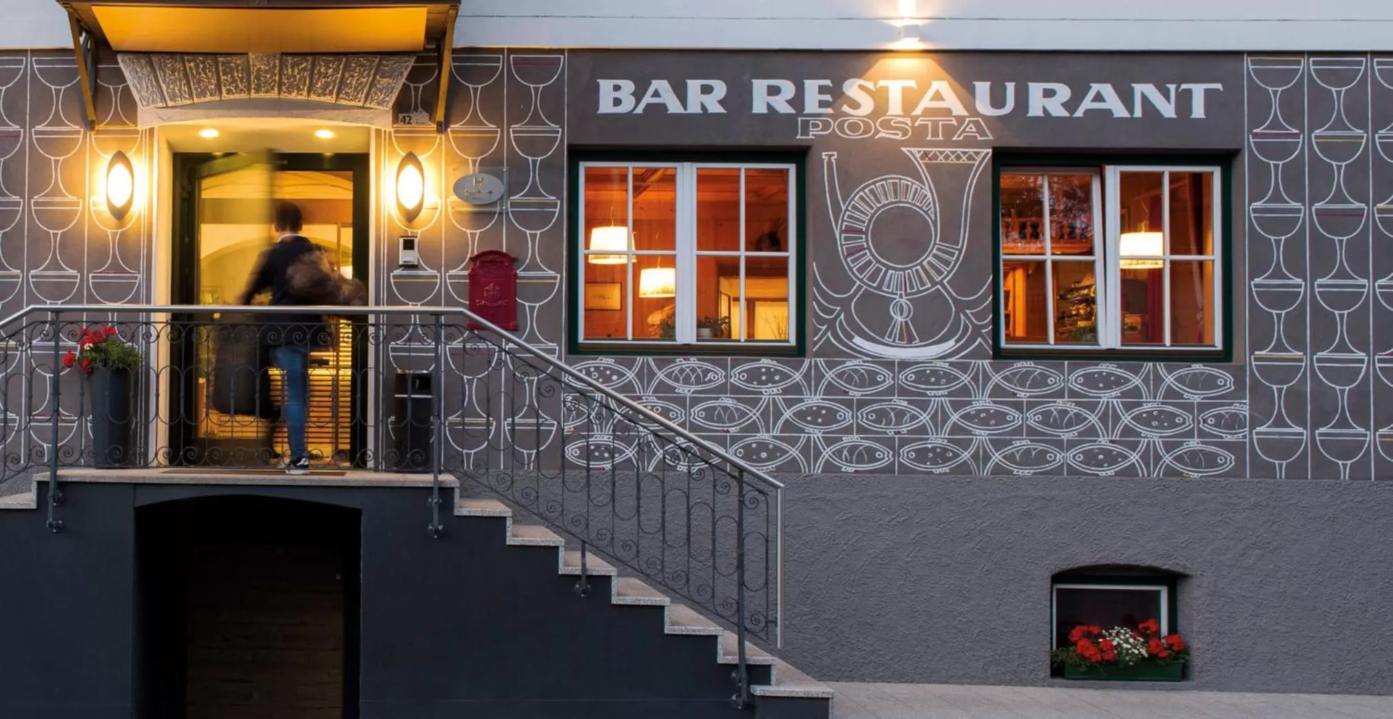 Property building in Hotel Ostaria Posta