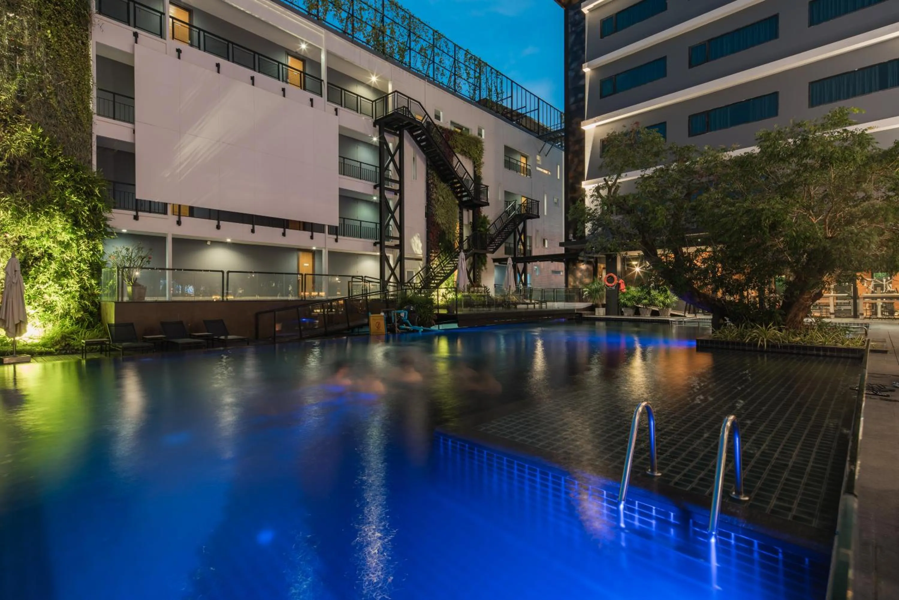 Swimming pool in DARA Hotel - SHA Plus