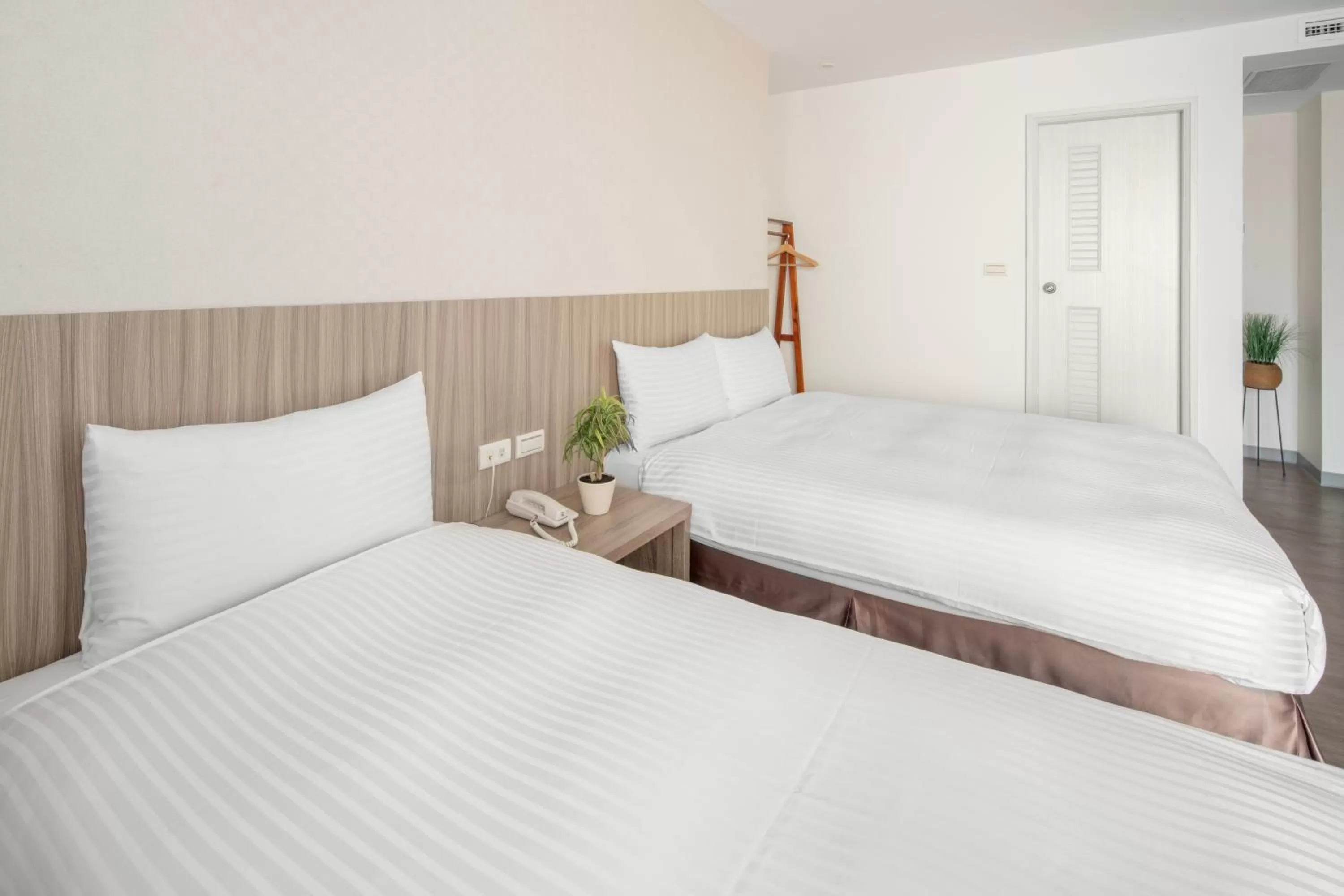 Photo of the whole room, Bed in Hotel Brown - Chihkan Branch