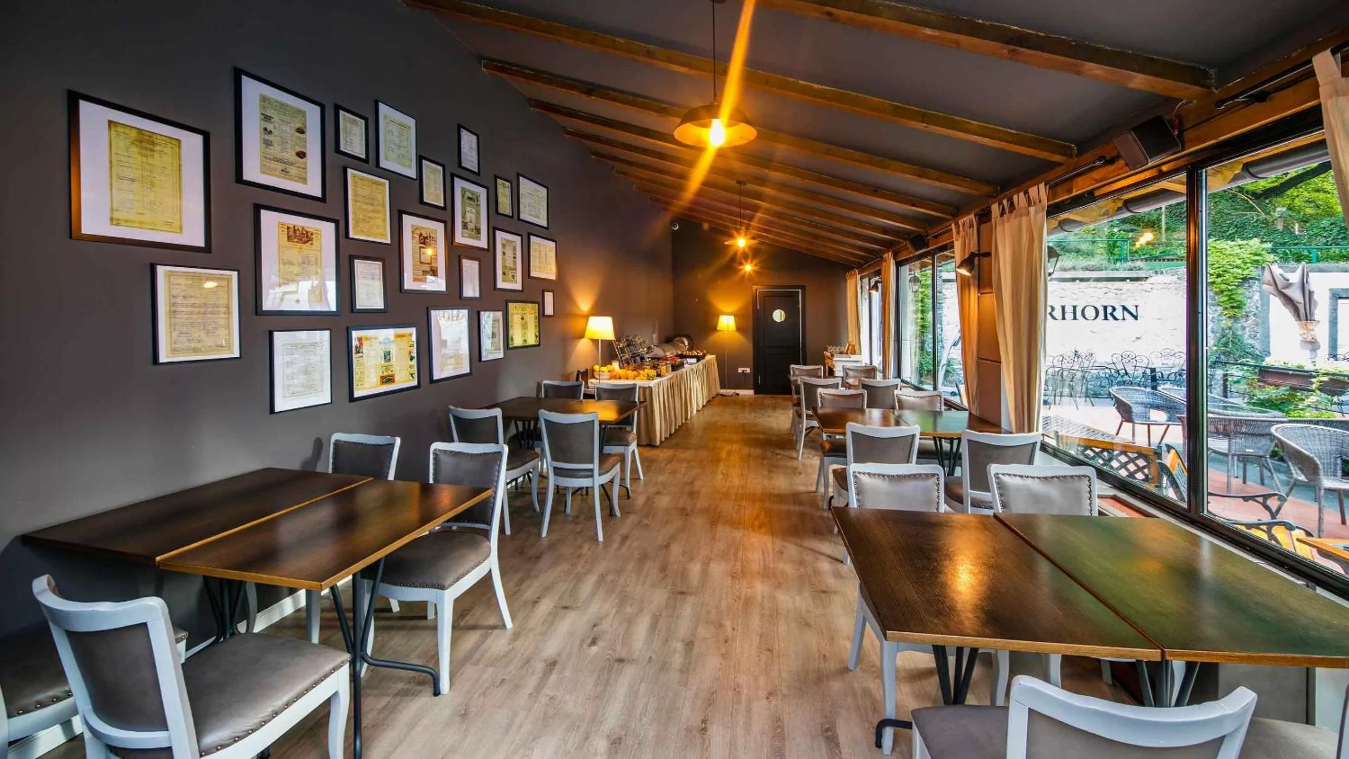 Restaurant/places to eat in Hotel Jägerhorn