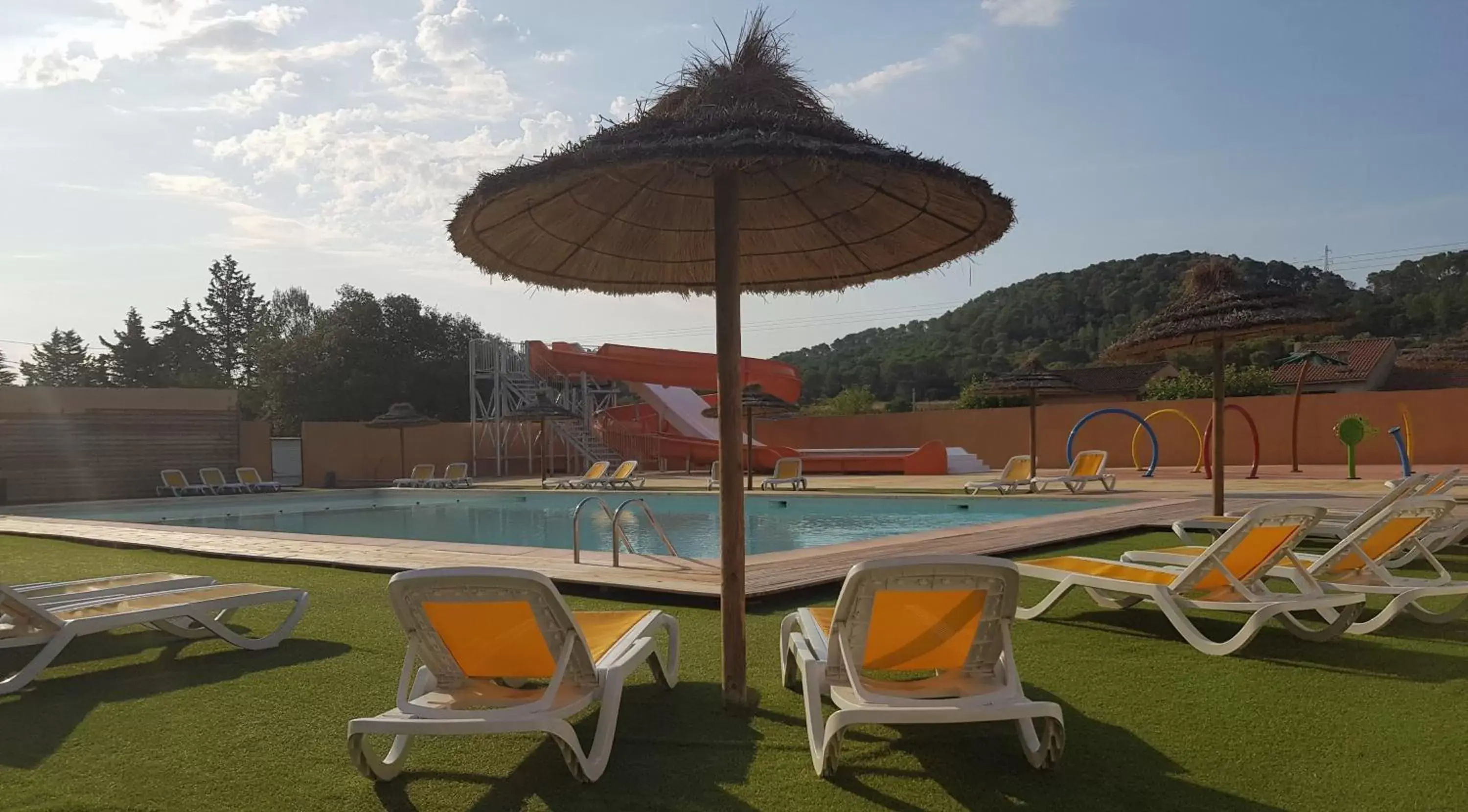 Swimming Pool in Domaine des voiles de Pierrefeu