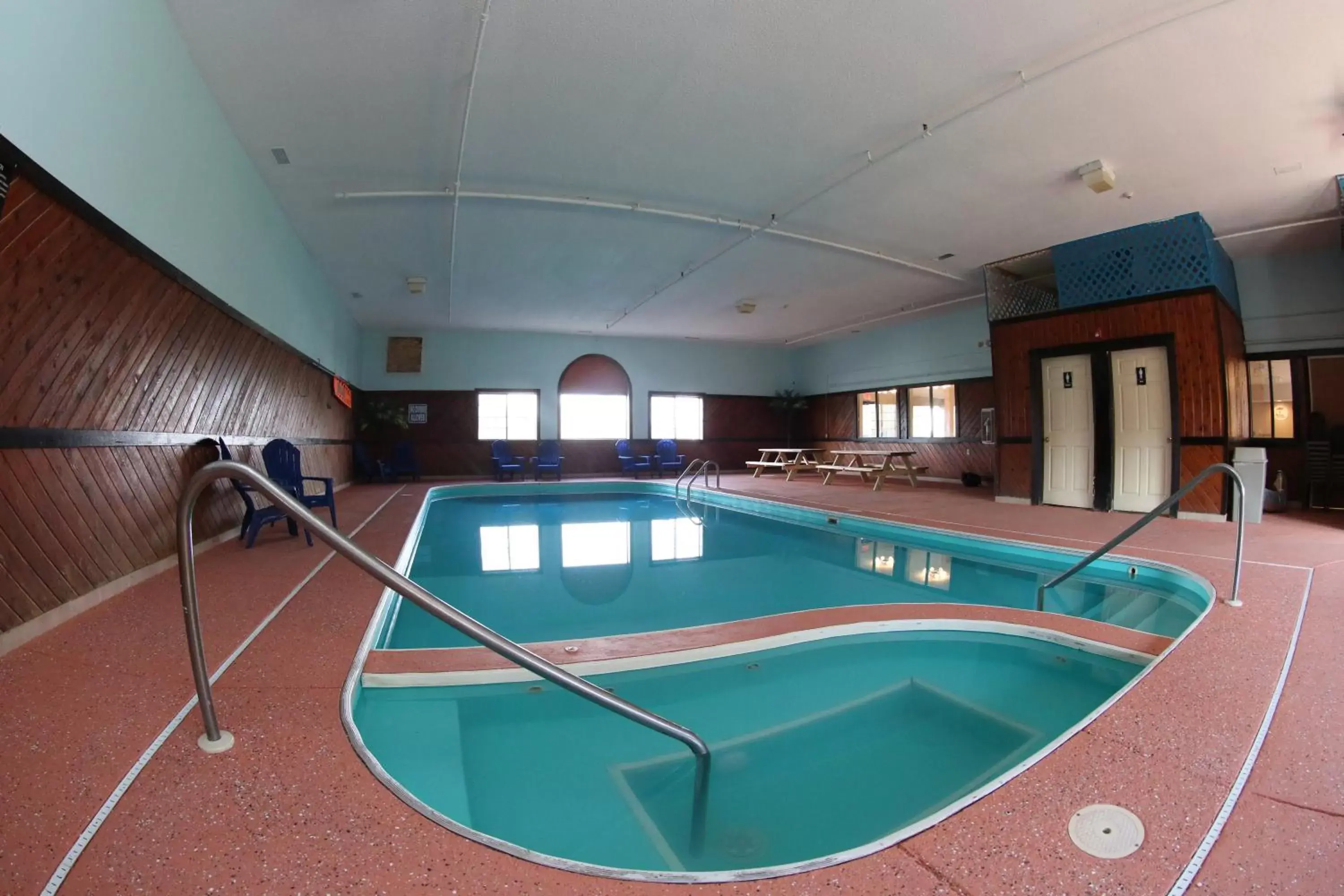 Swimming Pool in Super 8 by Wyndham Portsmouth