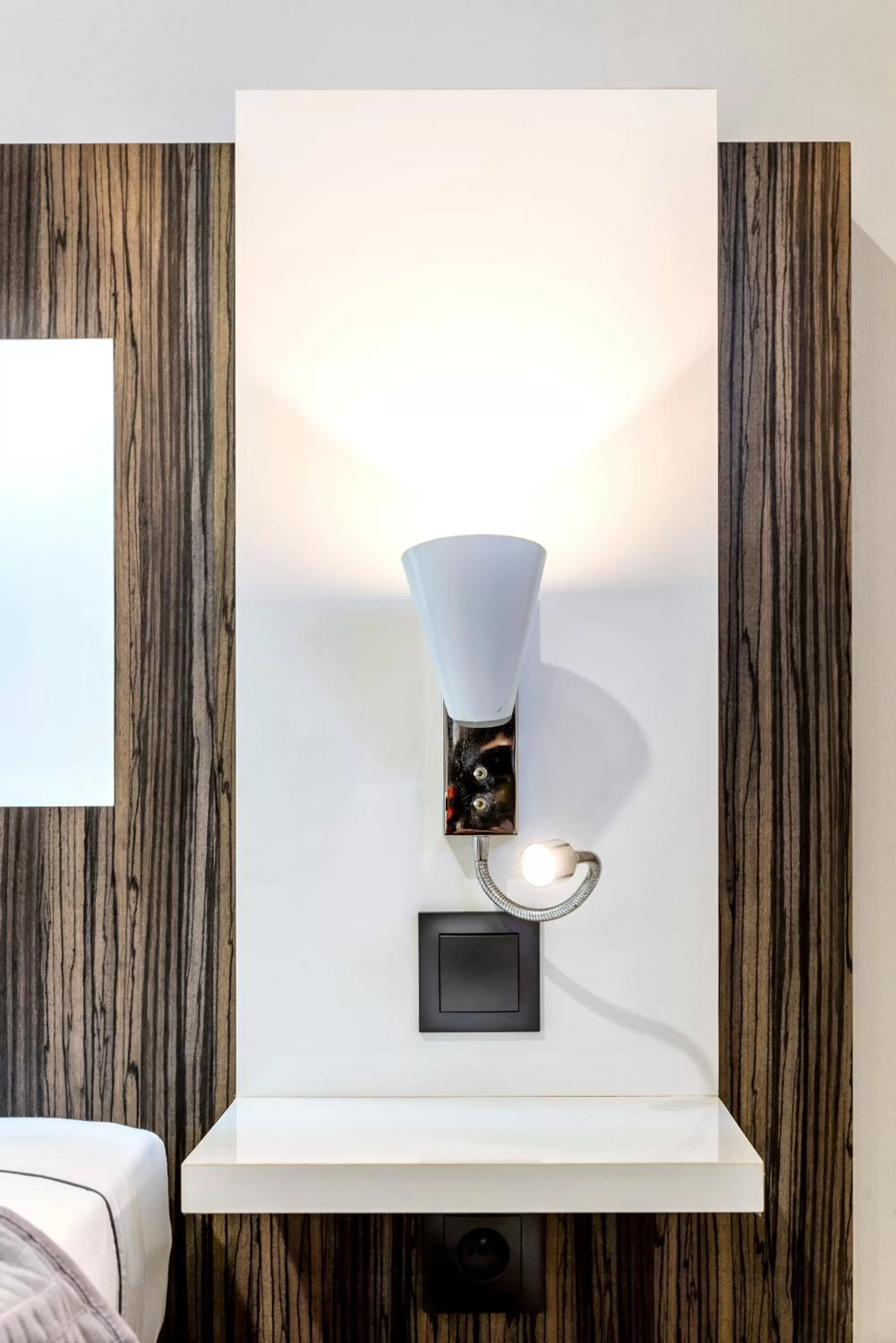 Decorative detail, Bed in Residence Fort Savane