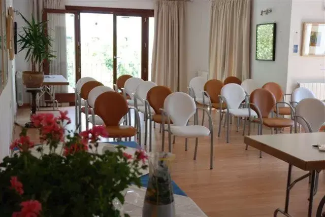 Business facilities in Molino Del Santo