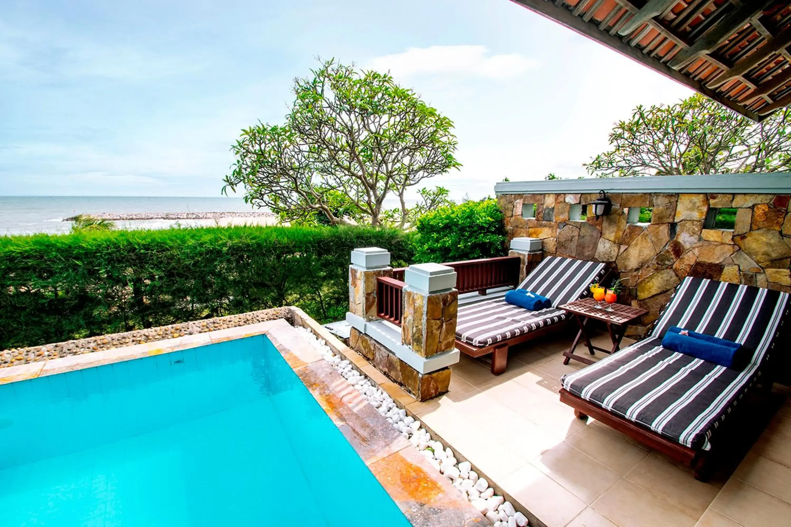 Balcony/Terrace, Swimming Pool in Romana Resort & Spa