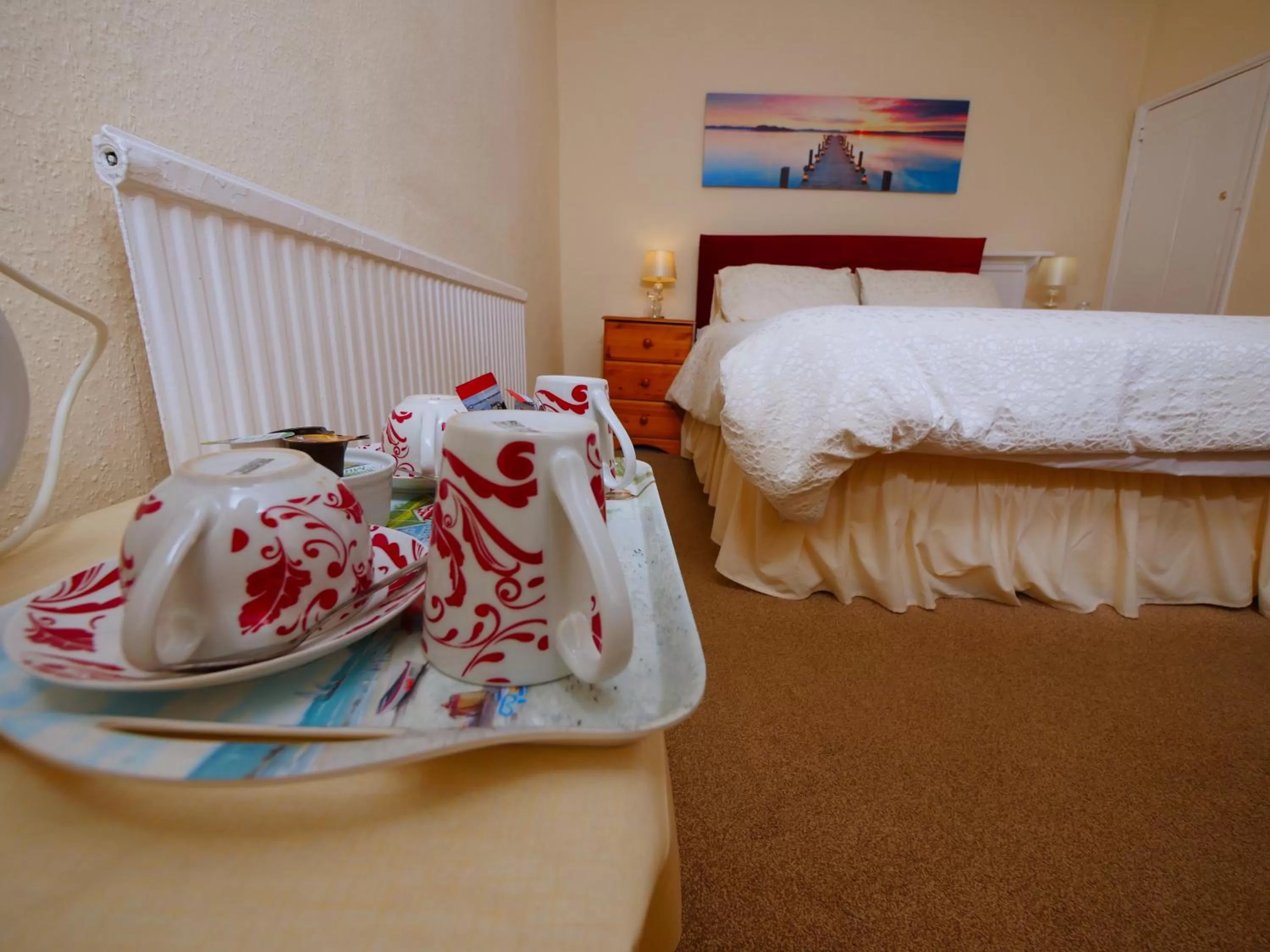 Bed in The Five Bells, Eastry