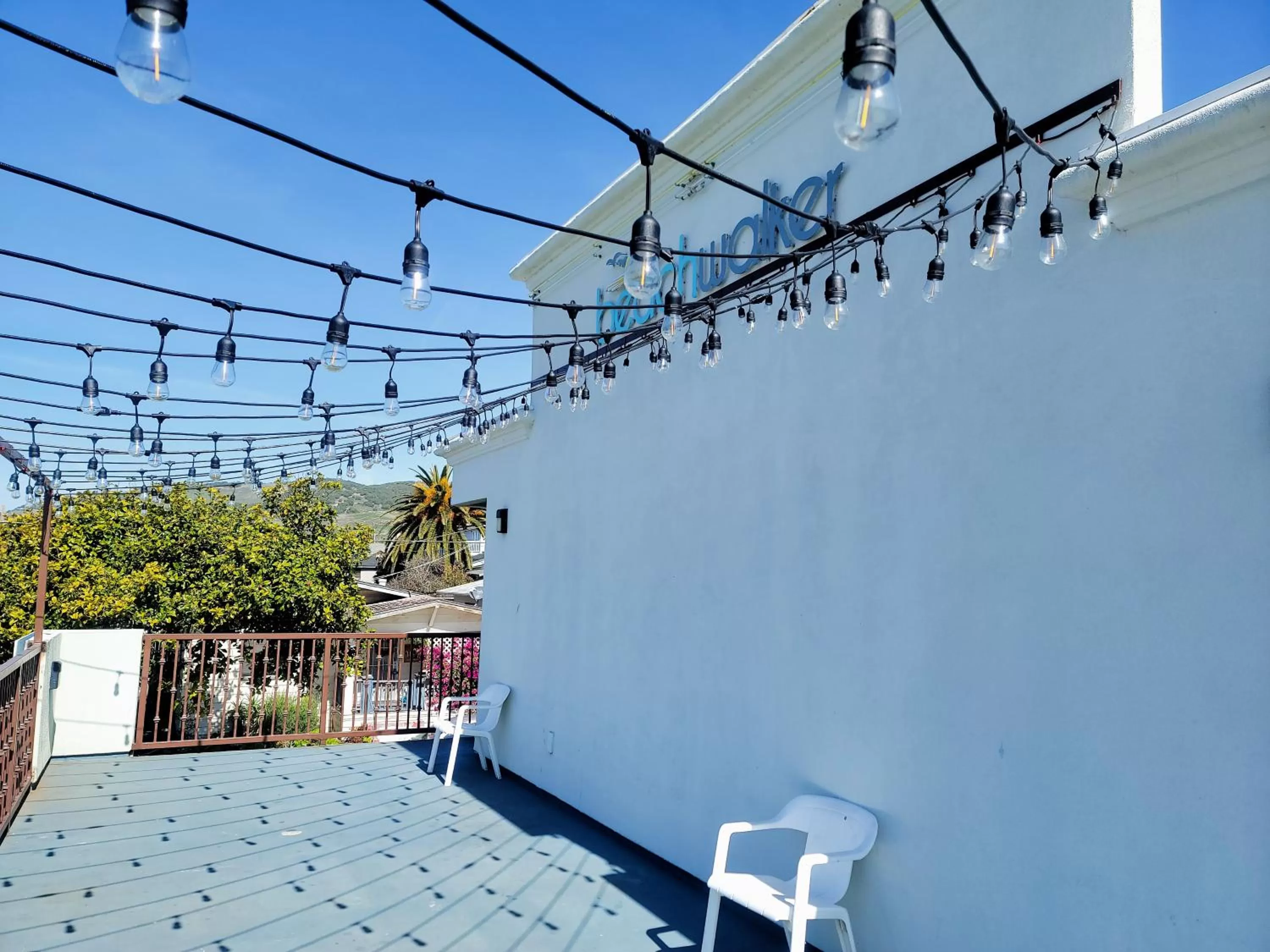 Property building in Beachwalker Inn & Suites