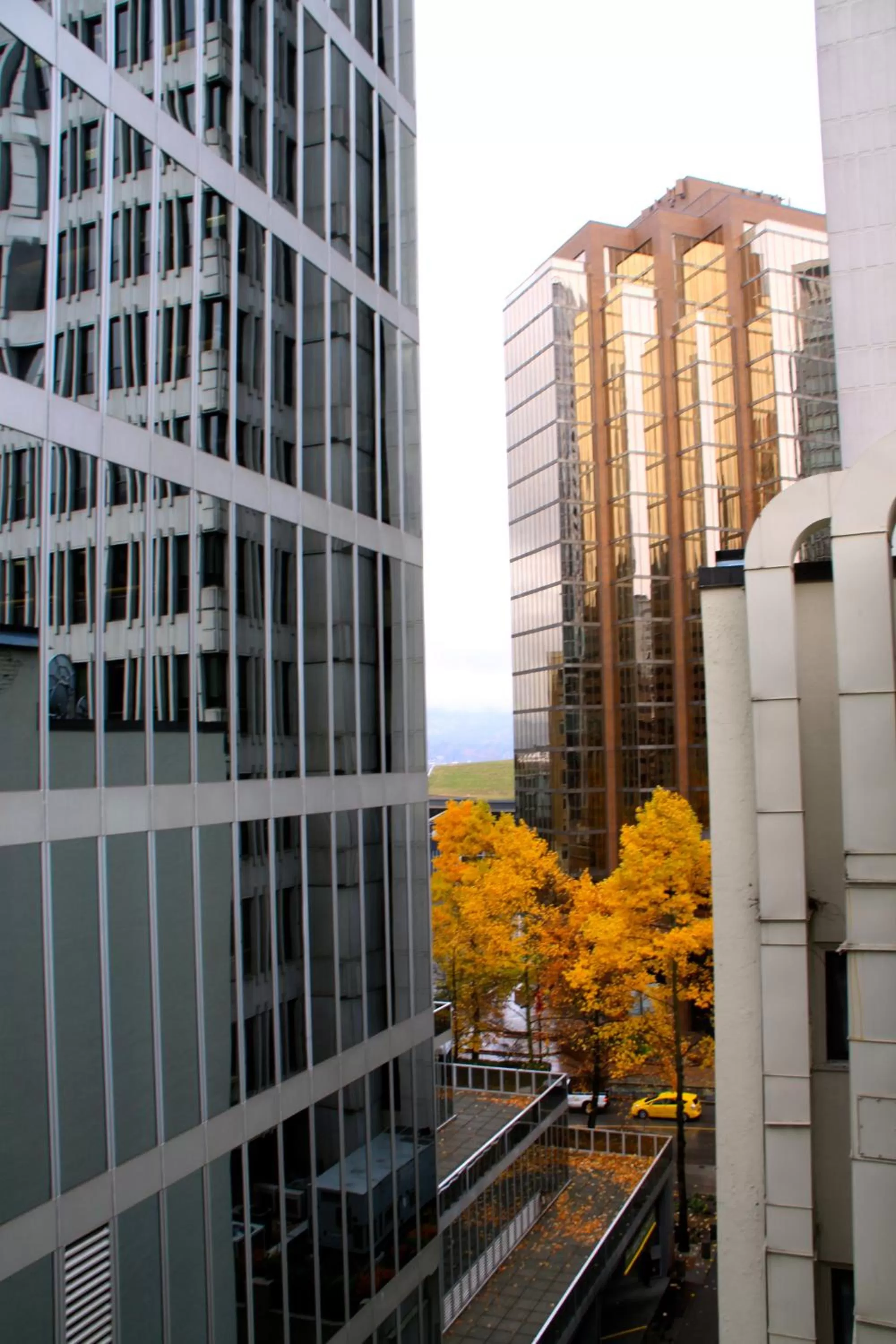 View (from property/room) in Days Inn by Wyndham Vancouver Downtown