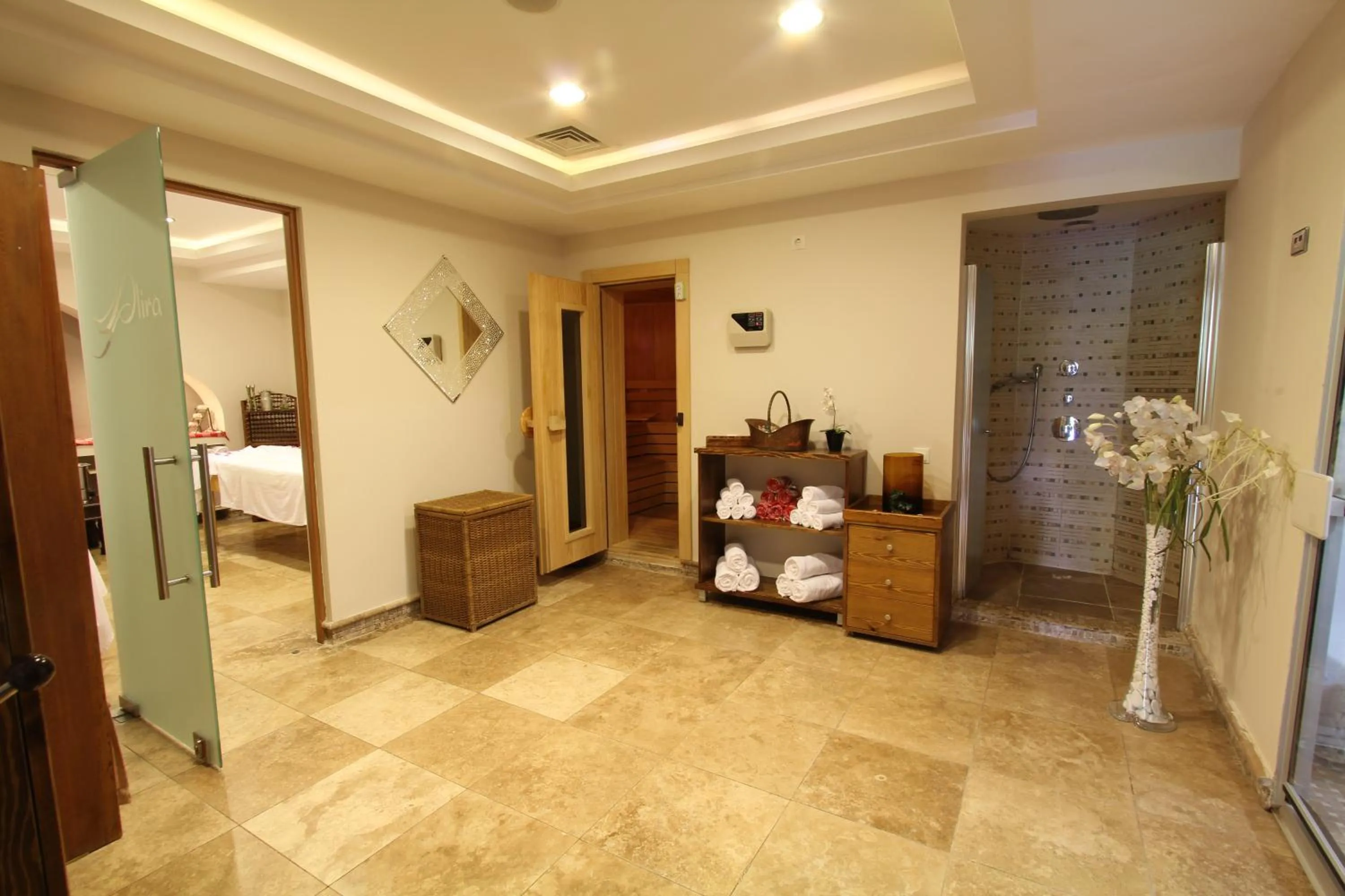 Spa and wellness centre/facilities, Bed in Olira Boutique Hotel&SPA