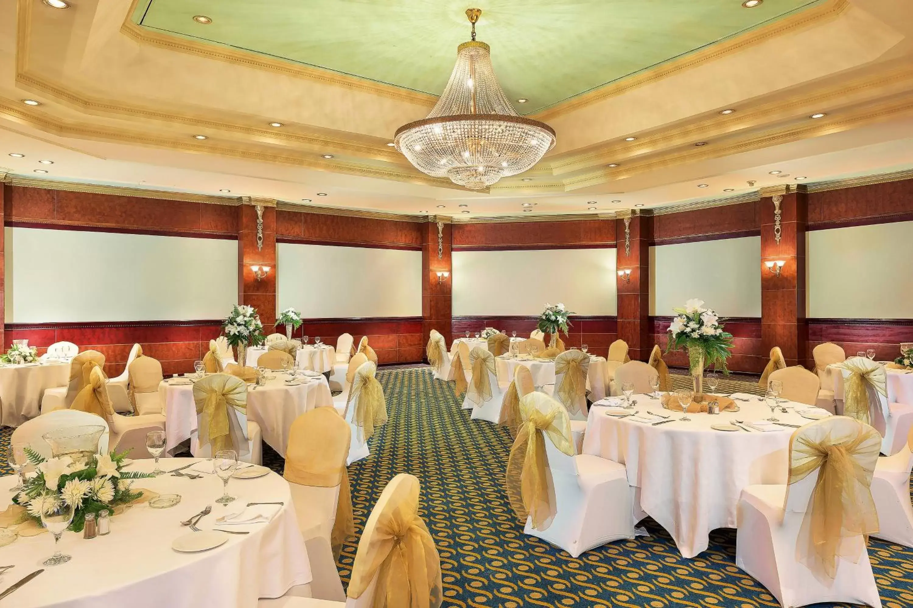Banquet/Function facilities, Banquet Facilities in Sheraton Montazah Hotel
