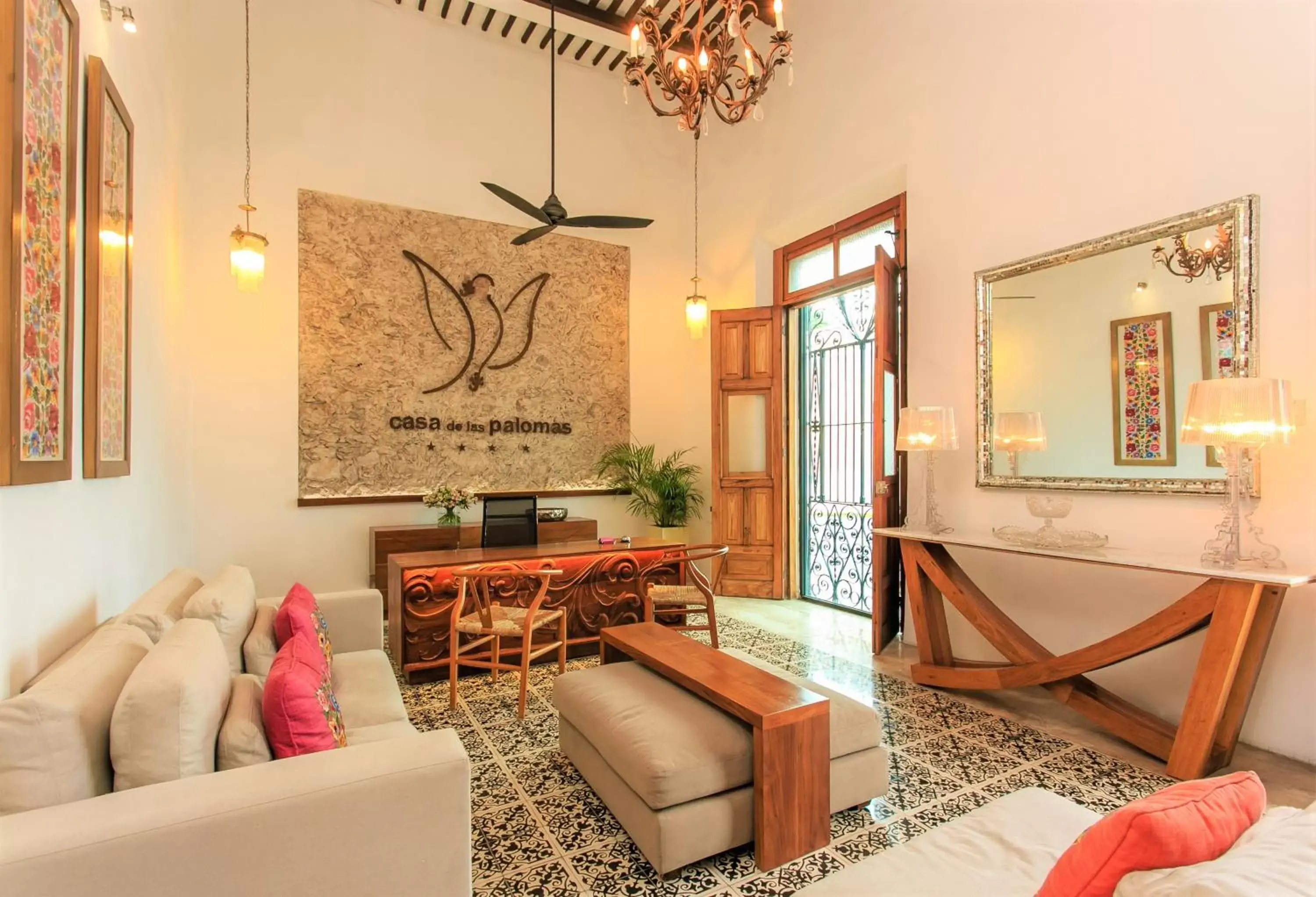 Living room in Casa de Las Palomas Boutique Hotel by Paloma's Hotels - Adults Only