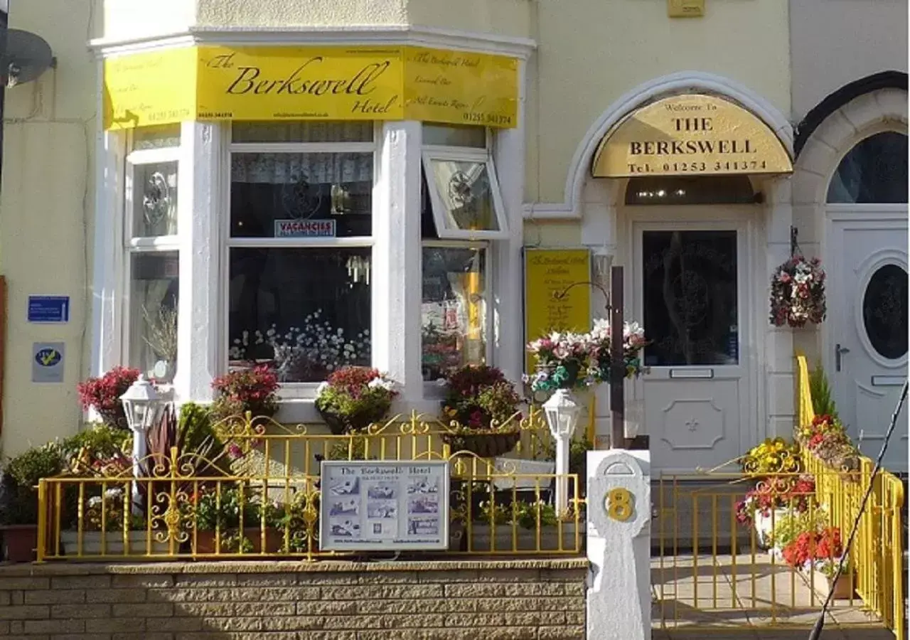 Facade/entrance, Property Logo/Sign in The Berkswell