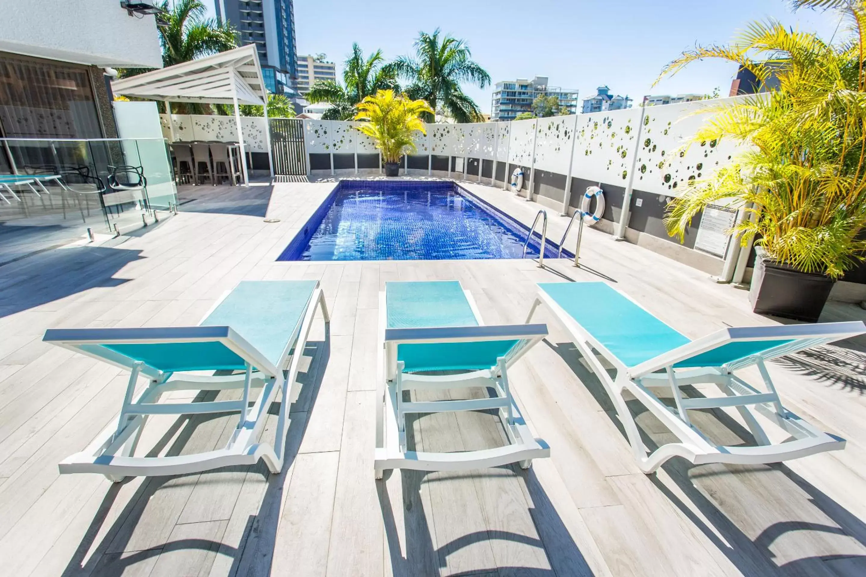Swimming Pool in Pacific Hotel Brisbane