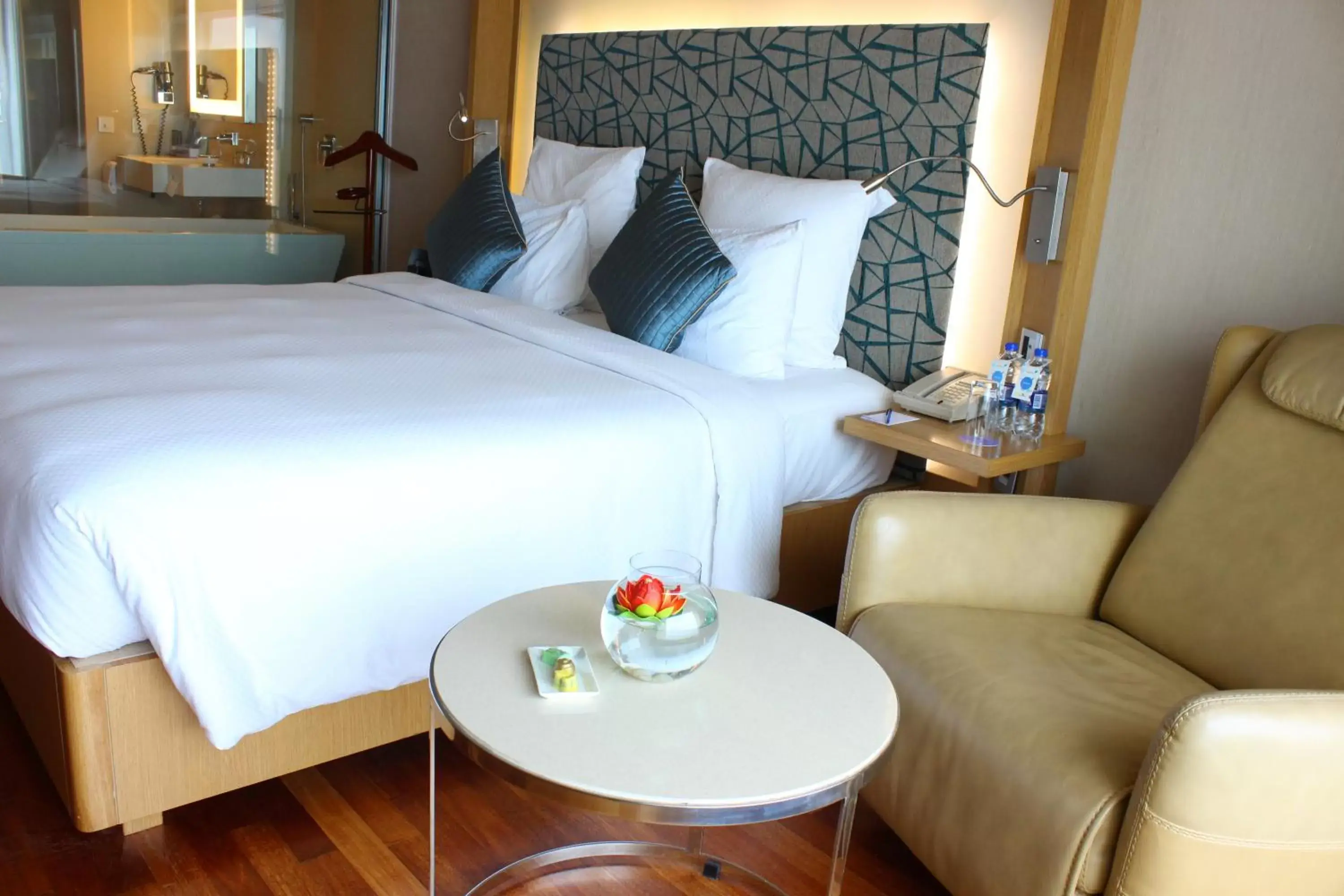 Photo of the whole room, Bed in Novotel Visakhapatnam Varun Beach