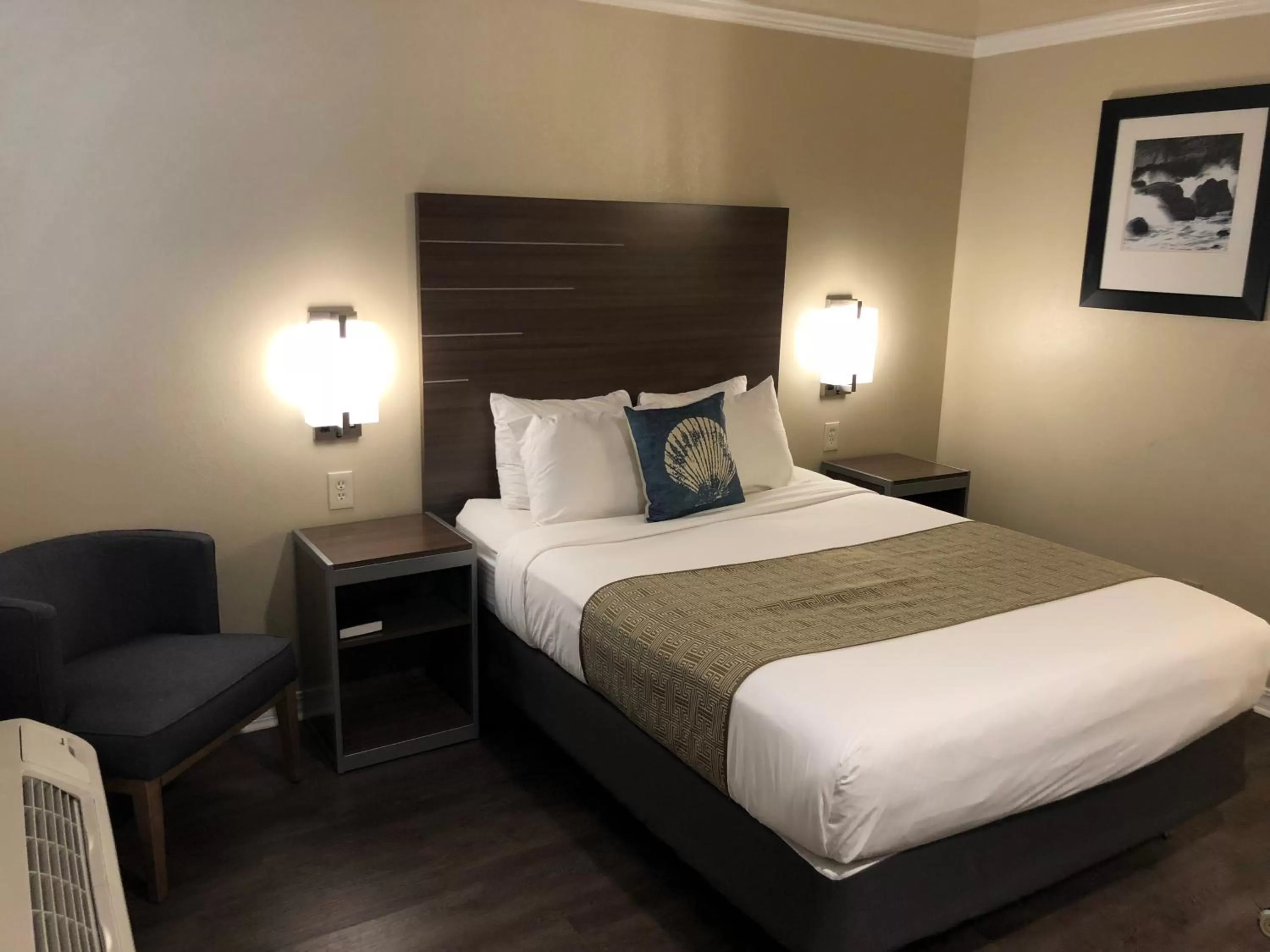 Bedroom, Bed in El Castell Motel