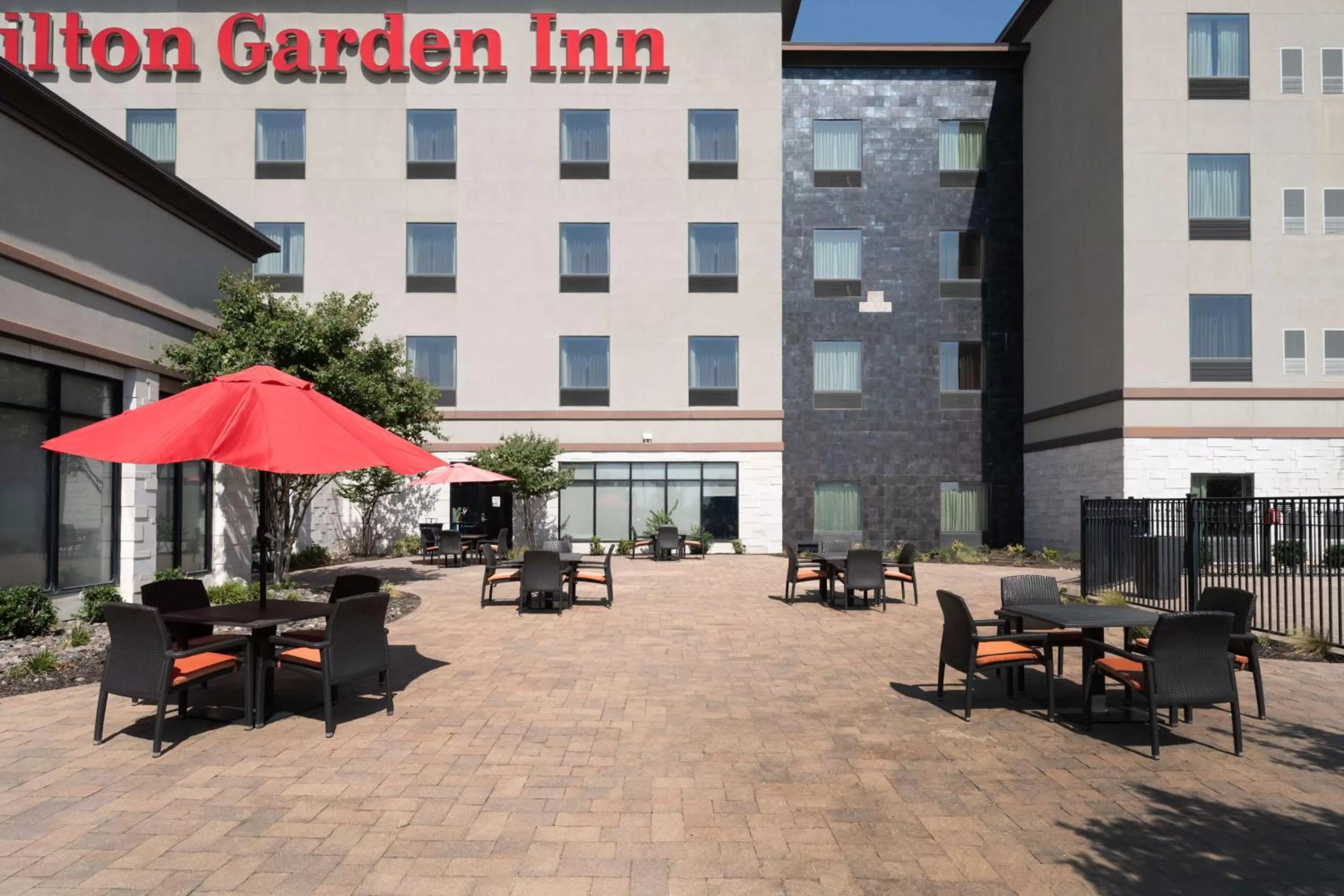 Patio in Hilton Garden Inn Ft Worth Alliance Airport