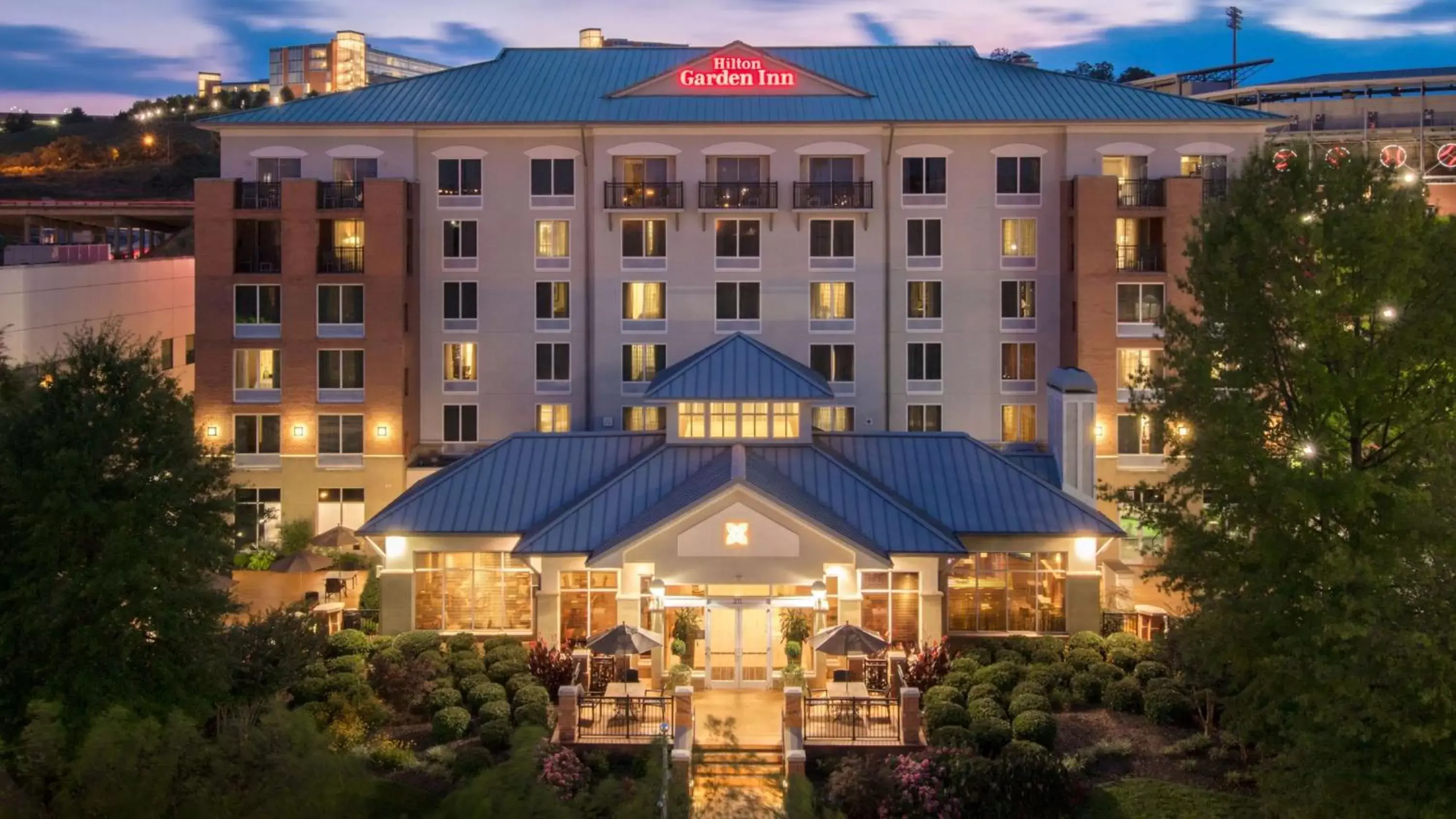 Property Building in Hilton Garden Inn Chattanooga Downtown