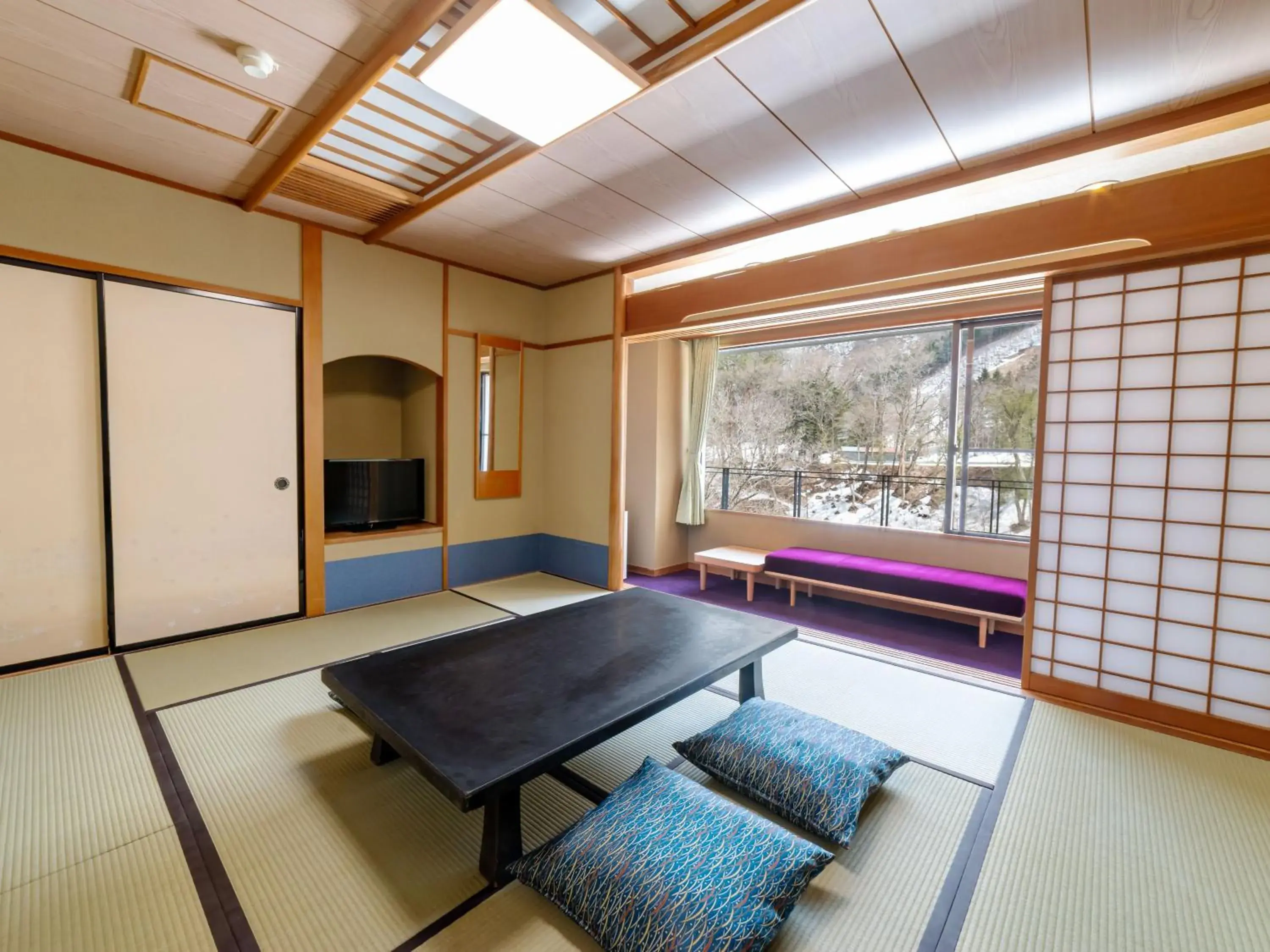 Photo of the whole room in Kamenoi Hotel Nikko Yunishigawa