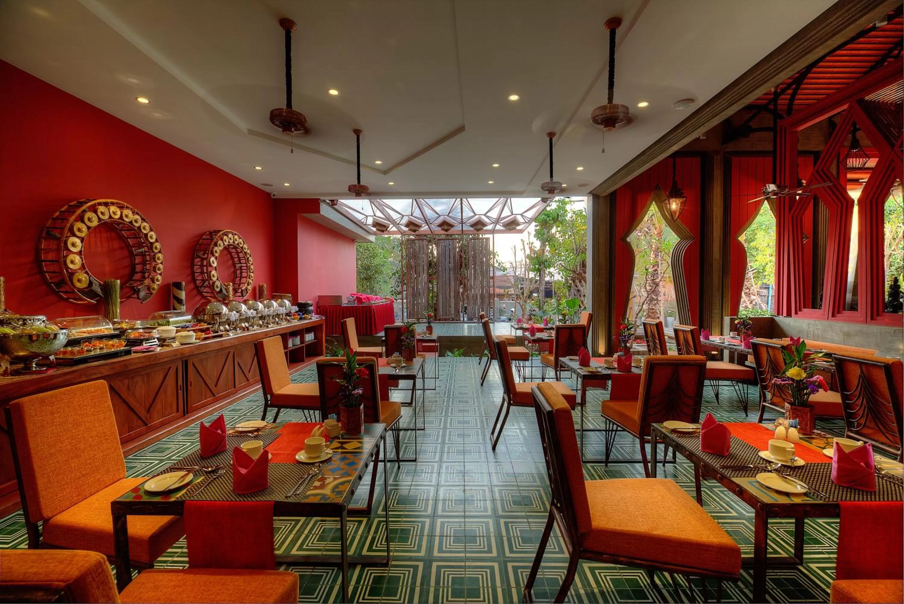 Restaurant/places to eat in Golden Temple Retreat