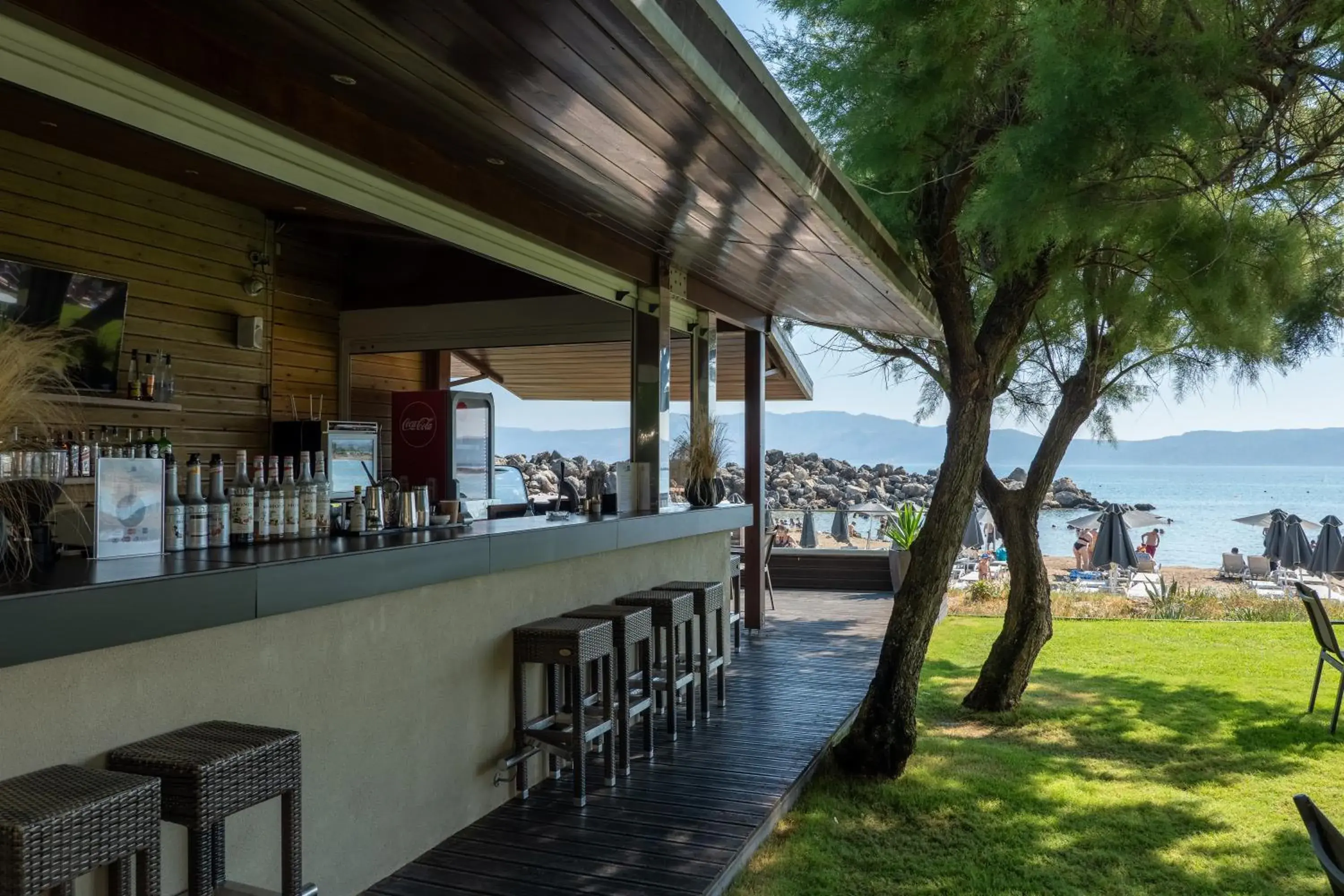 Lounge or bar in Molos Bay