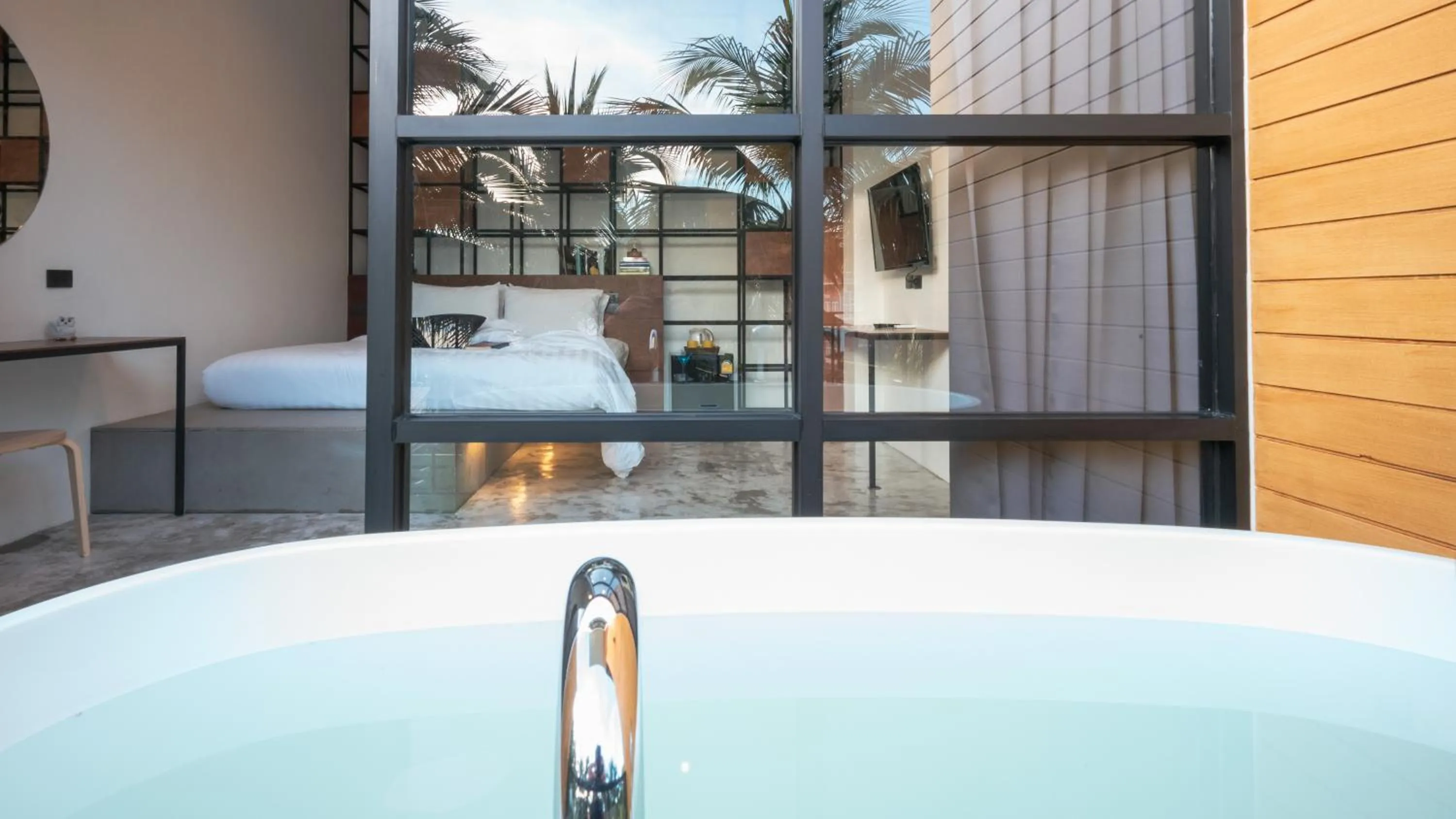 Photo of the whole room in Book a Bed Poshtel - SHA Plus