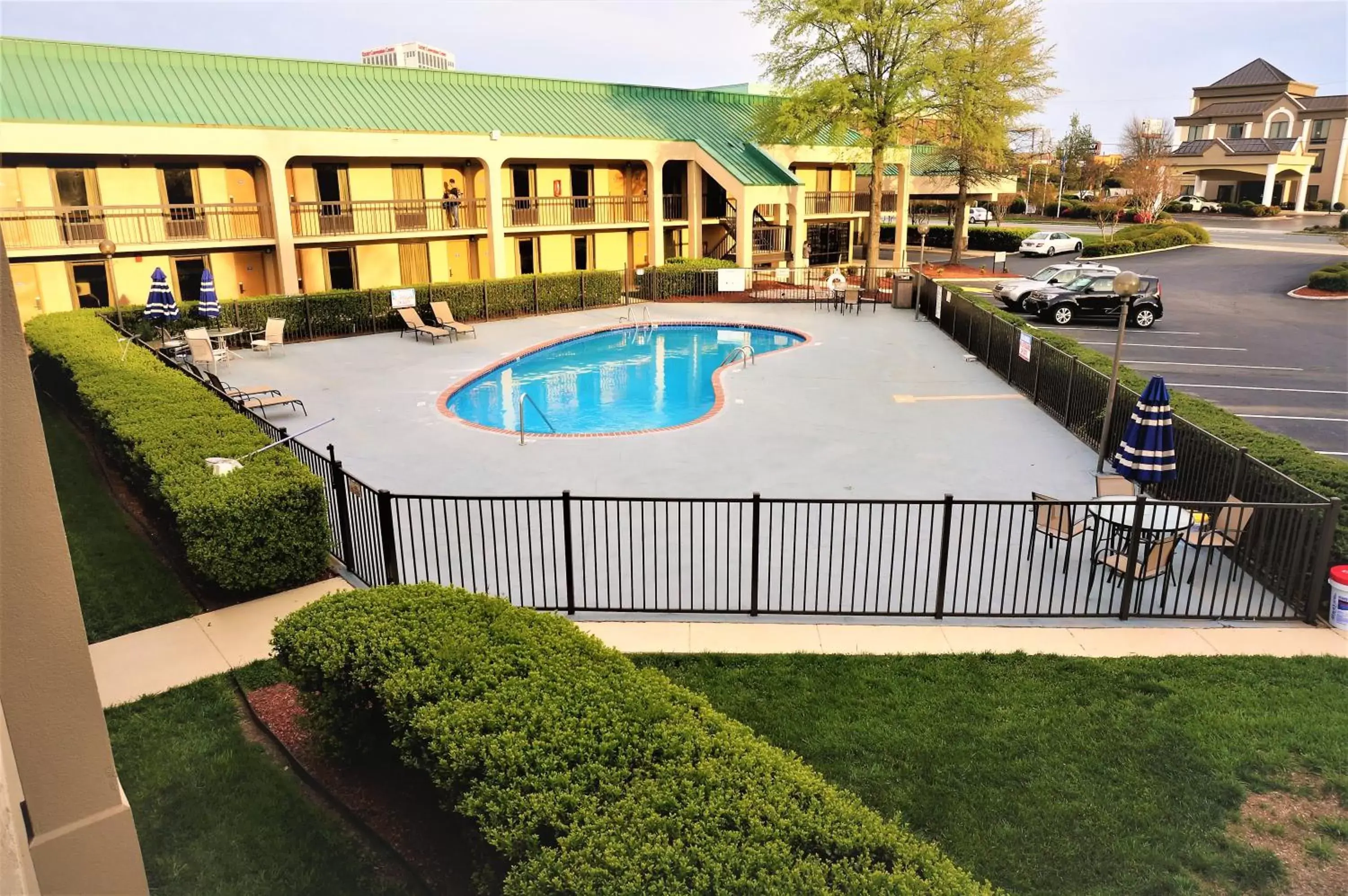 Pool View in Howard Johnson by Wyndham Greensboro Near the Coliseum
