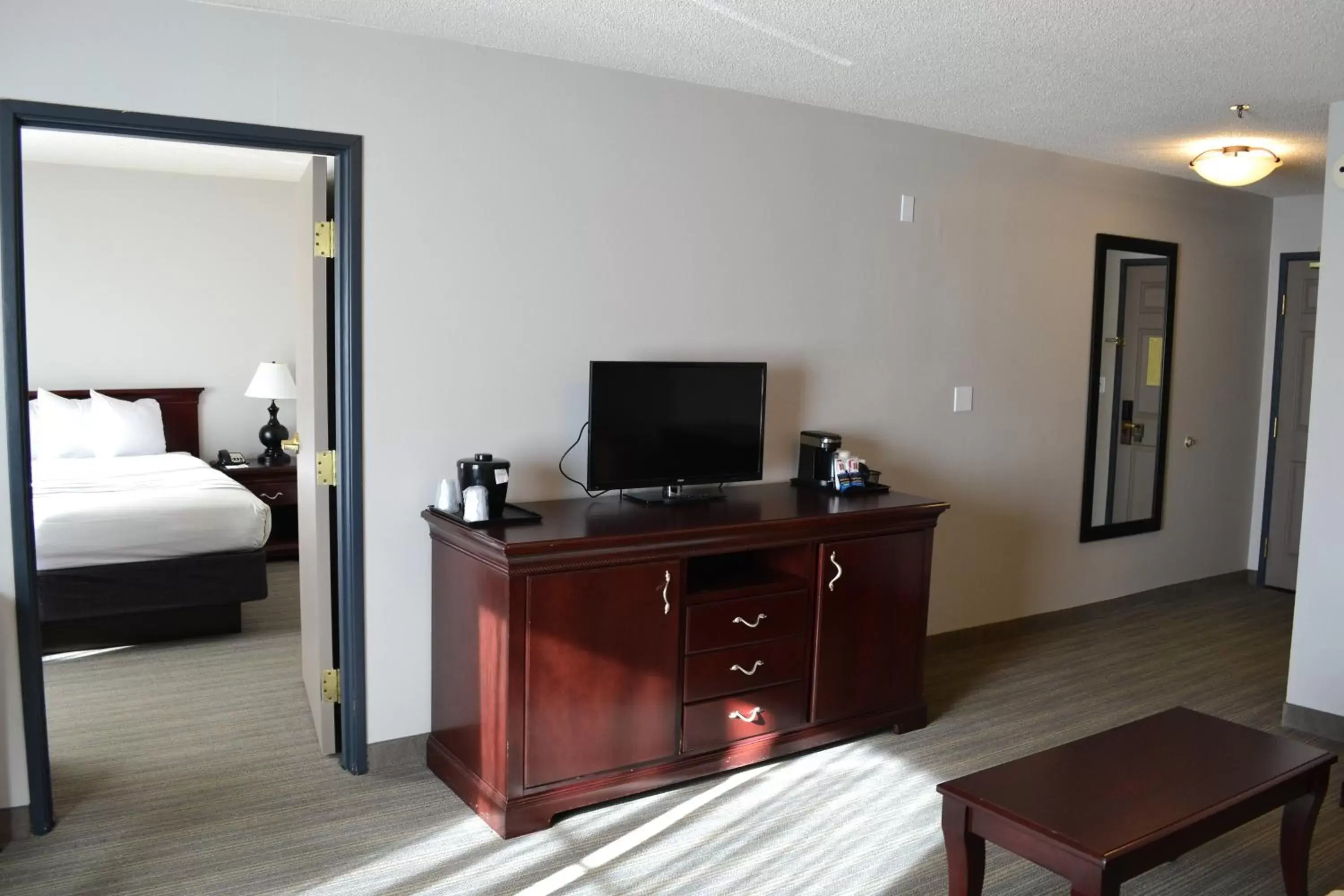 TV/Entertainment Center in Country Inn & Suites by Radisson, Gurnee, IL