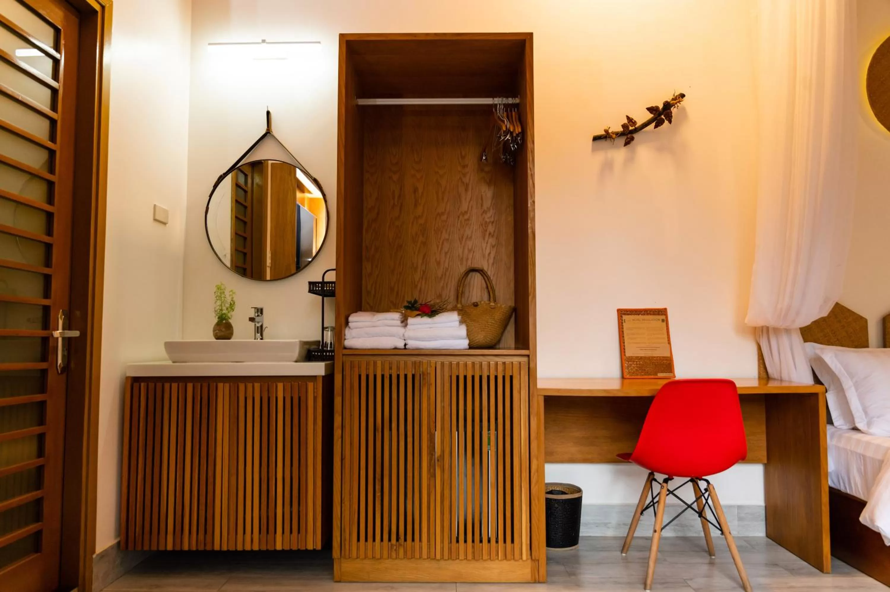 Bedroom, Bed in Binh Minh Eco Lodge