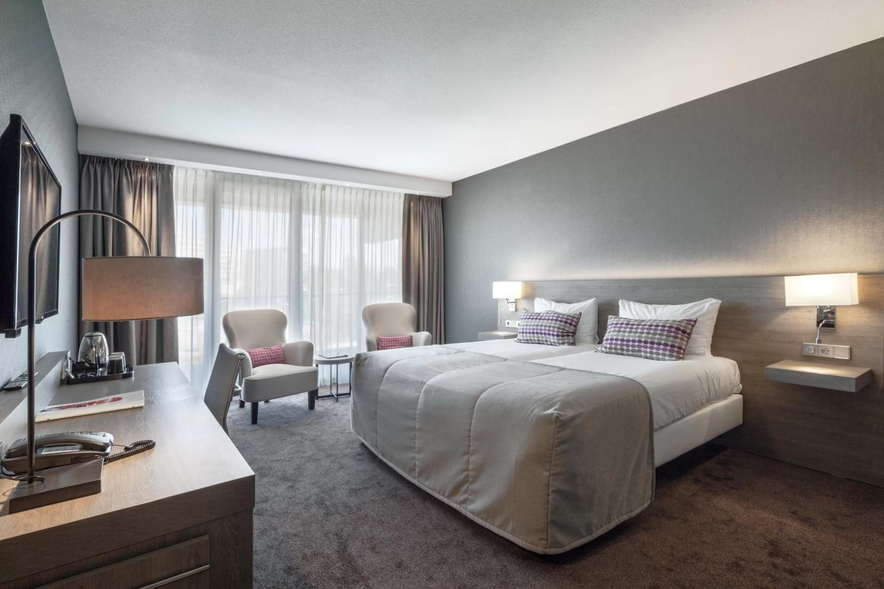 TV and multimedia, Bed in Van der Valk Hotel Haarlem