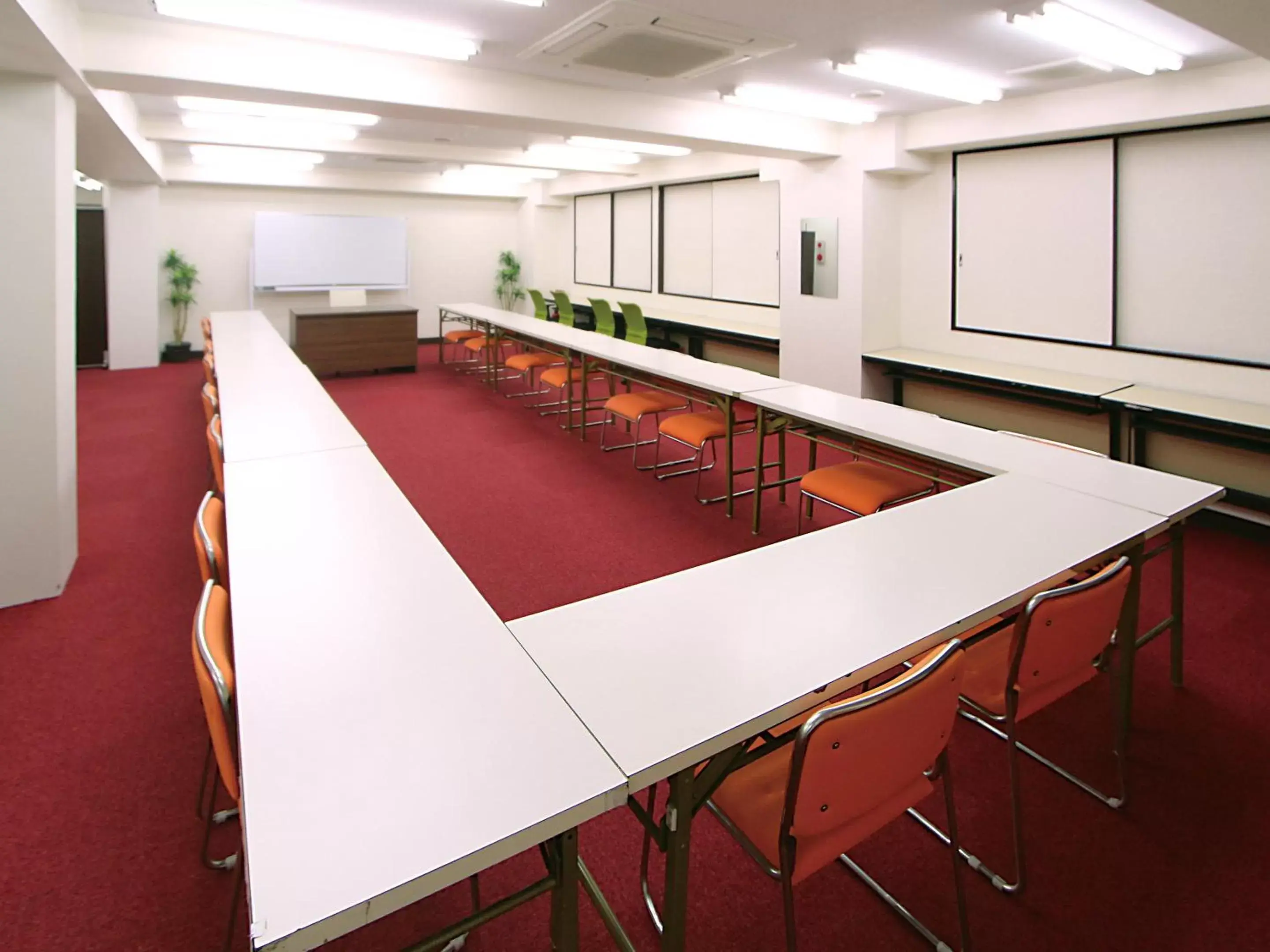 Meeting/conference room in HOTEL LiVEMAX Kitafuchu