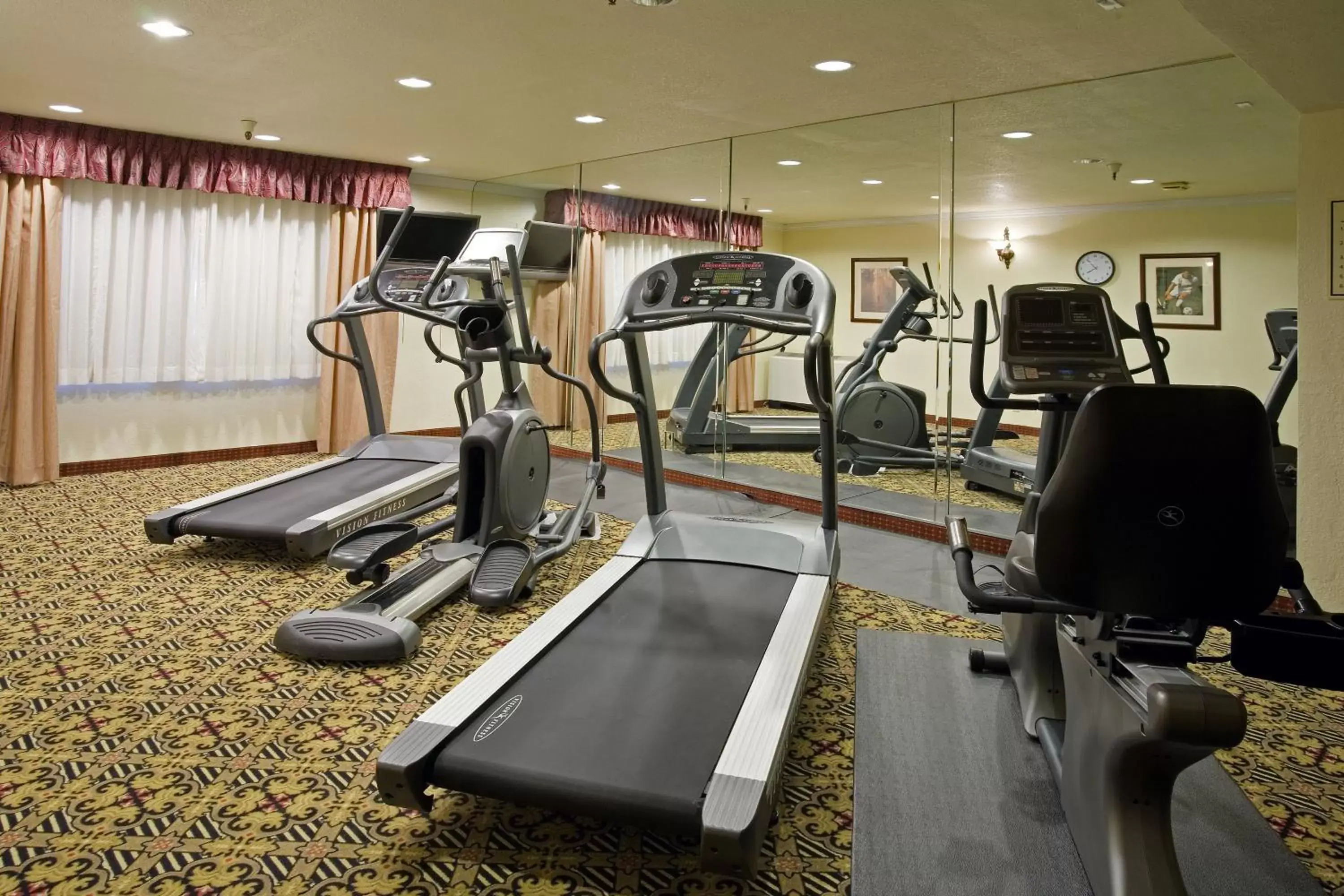 Fitness centre/facilities, Fitness Center/Facilities in Holiday Inn Rancho Cordova - Northeast Sacramento, an IHG Hotel