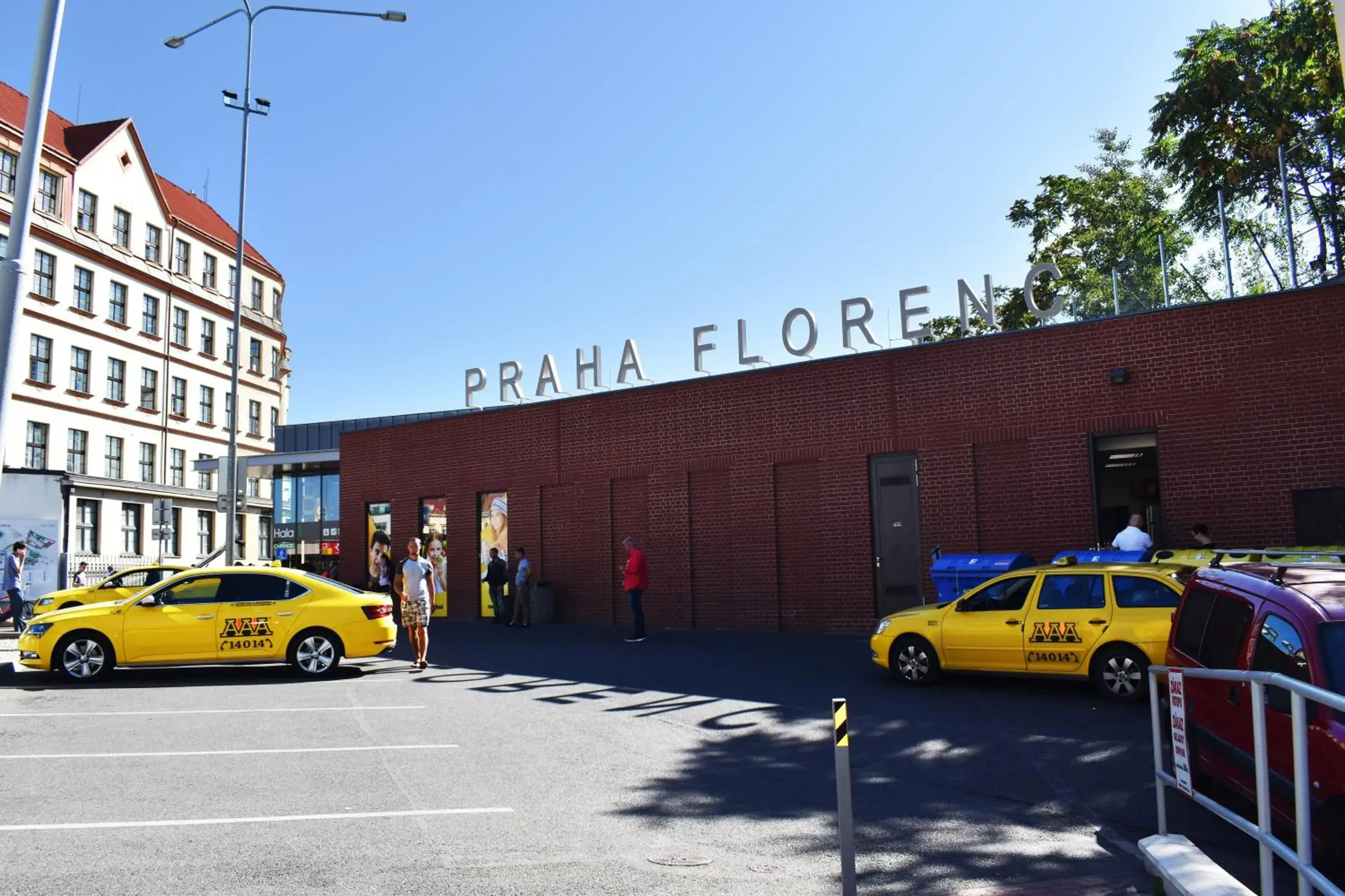 Nearby landmark, Property Building in Rezidence Davids Apartments