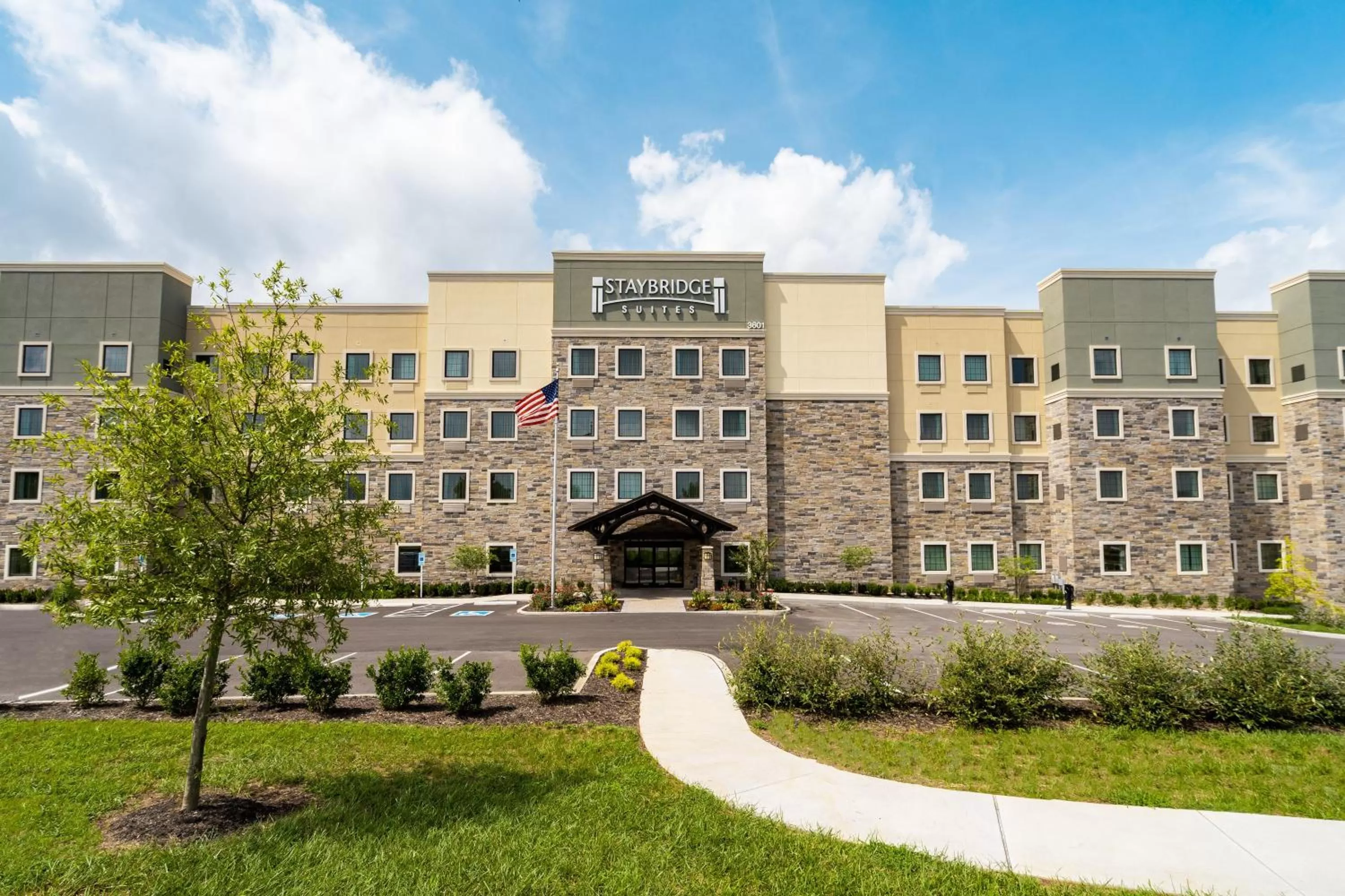 Property building in Staybridge Suites - Nashville - Franklin by IHG