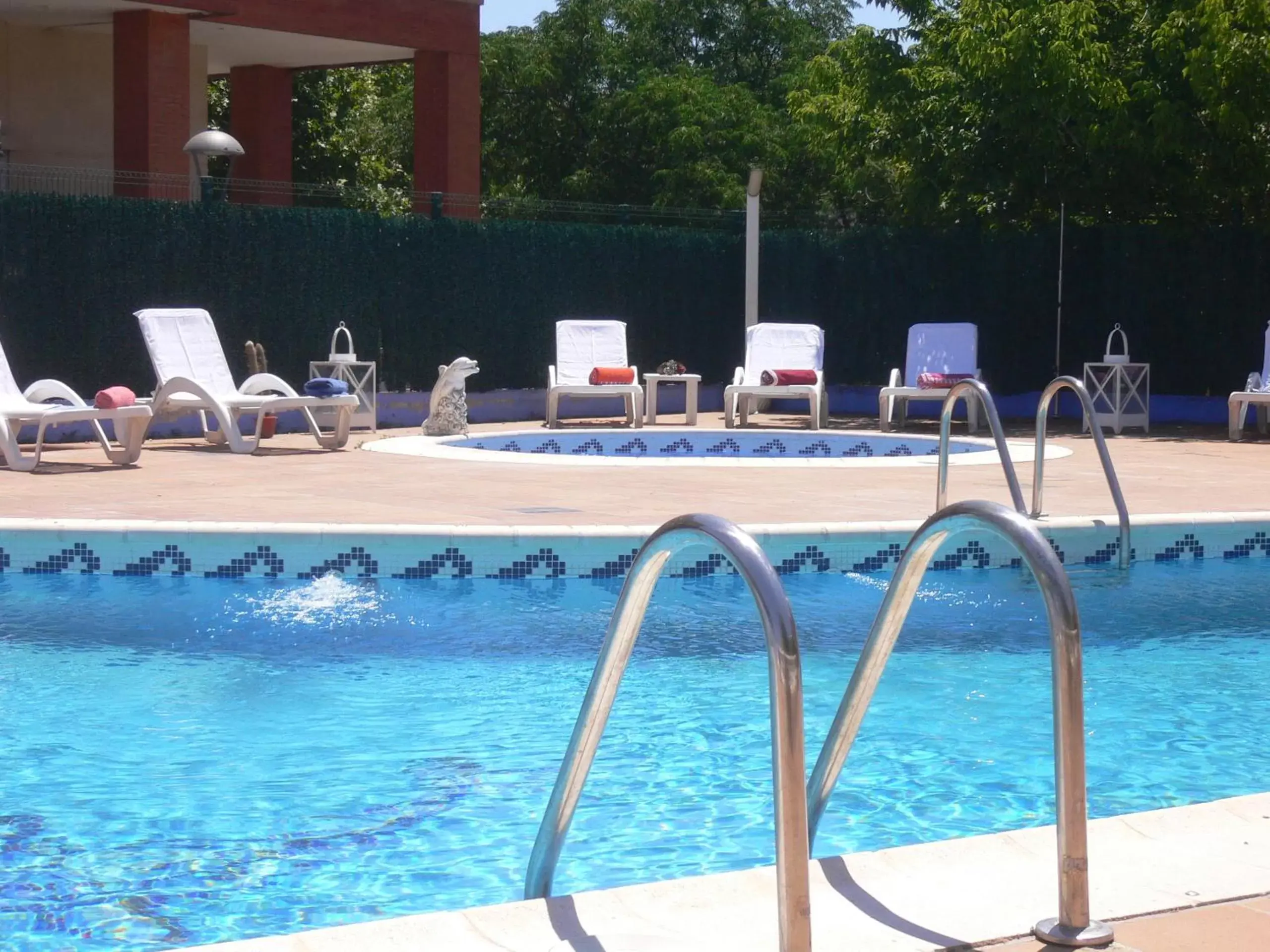 Solarium, Swimming Pool in Hotel Zeus