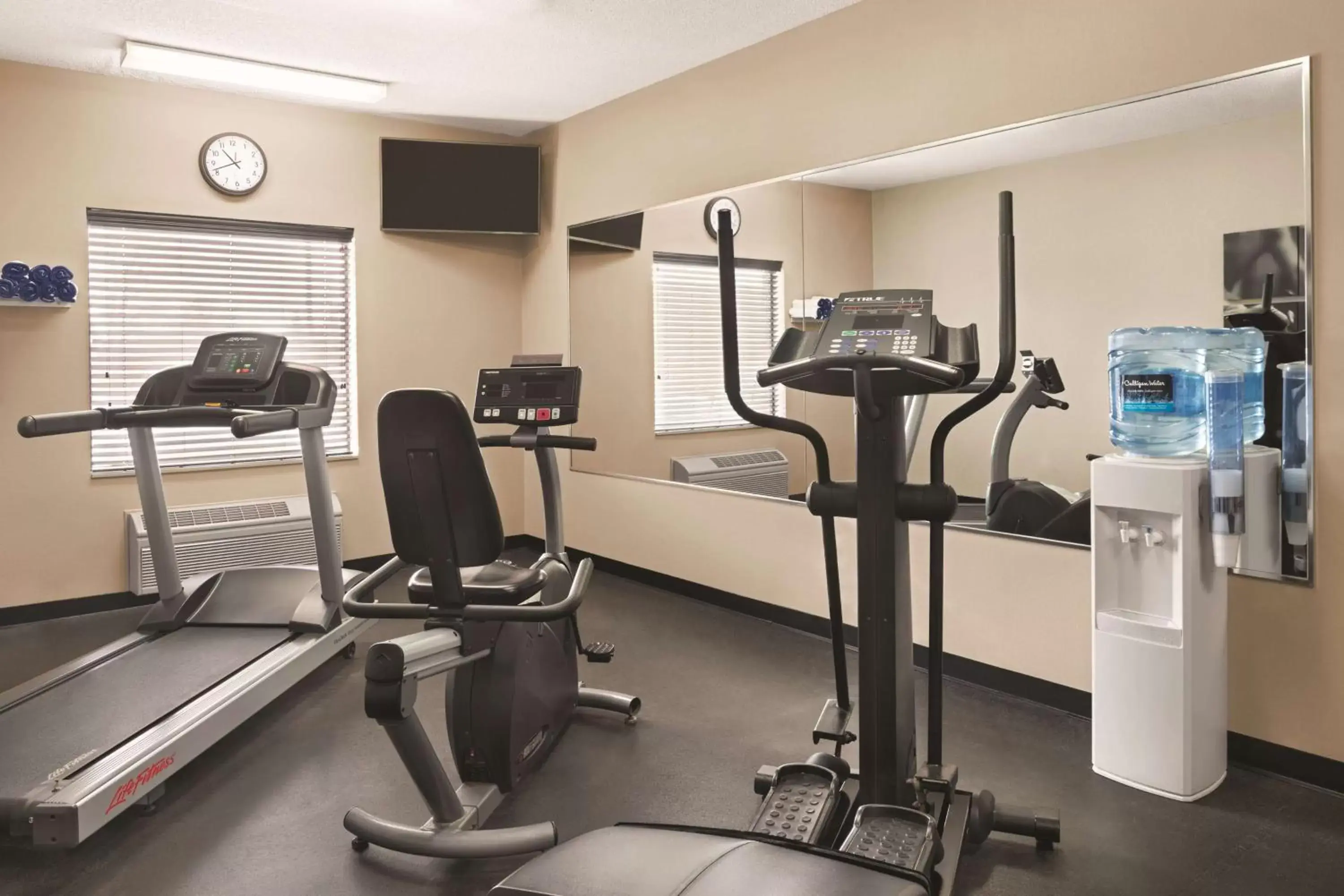 Activities, Fitness Center/Facilities in Country Inn & Suites by Radisson, Dayton South, OH