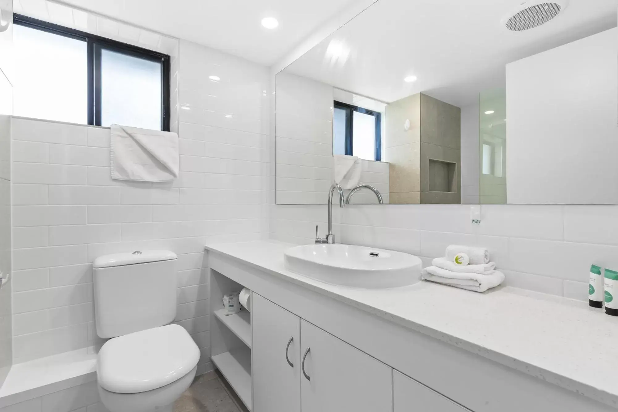 Bathroom in Bayview Tower