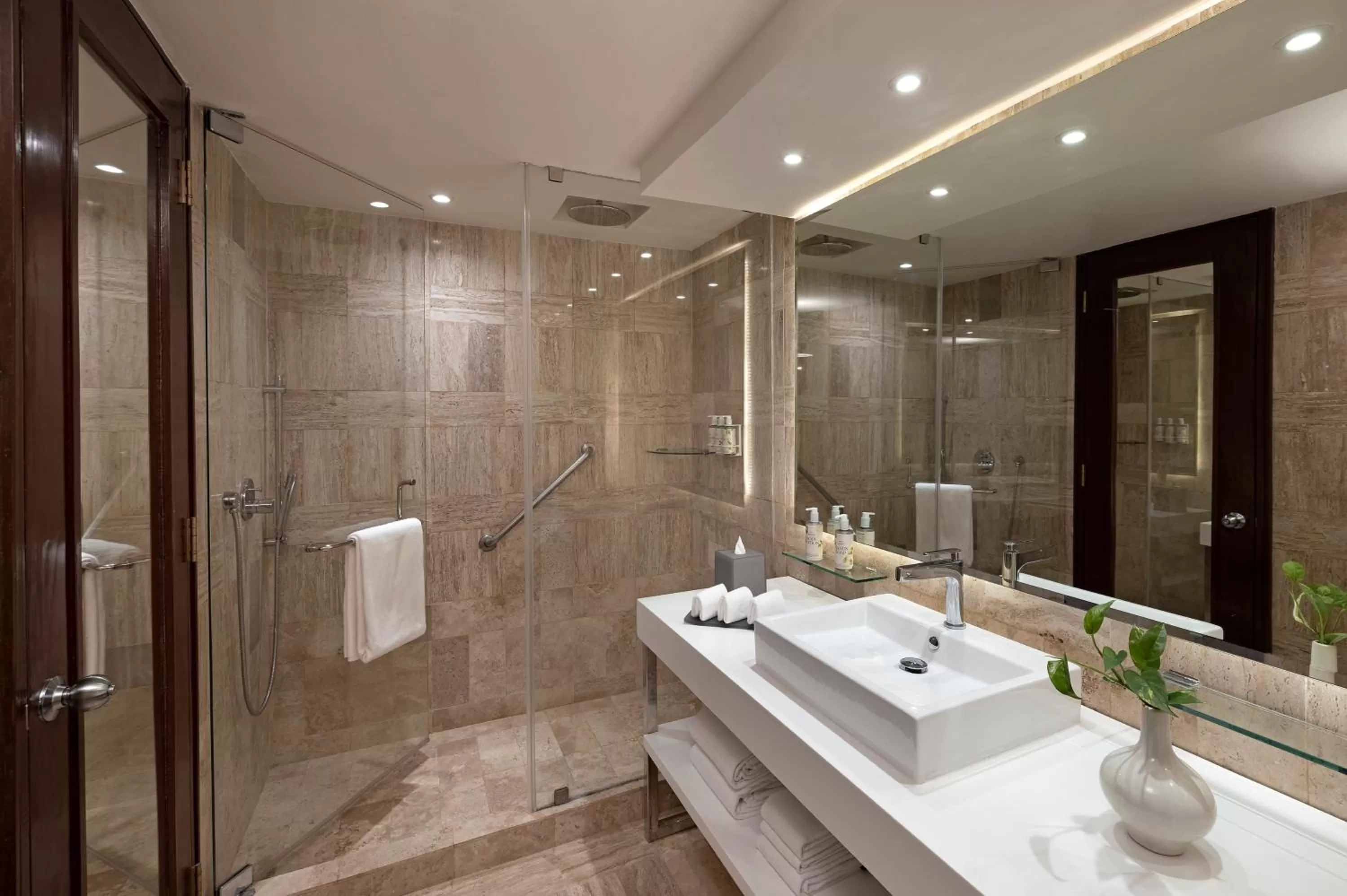 Bathroom in Paradisus Cancun All Inclusive