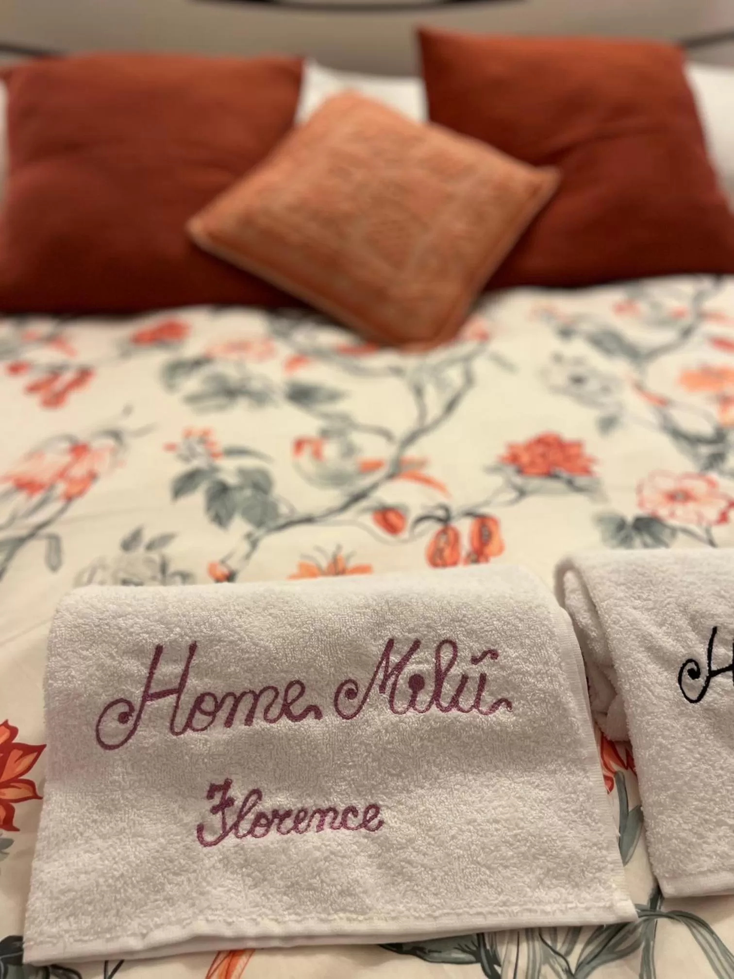 towels, Bed in Home Milù Florence