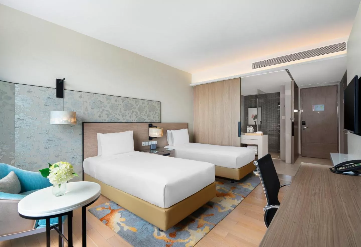 2 Single Premium Sea View High Floor in Holiday Inn & Suites Rayong City Centre by IHG