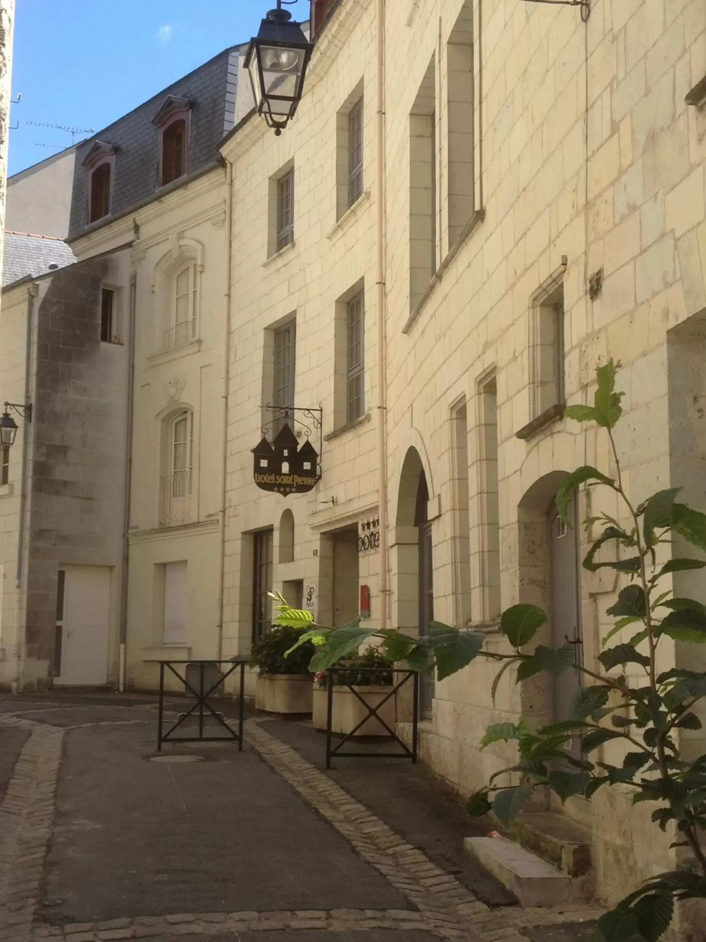 Area and facilities, Property Building in Hôtel St Pierre
