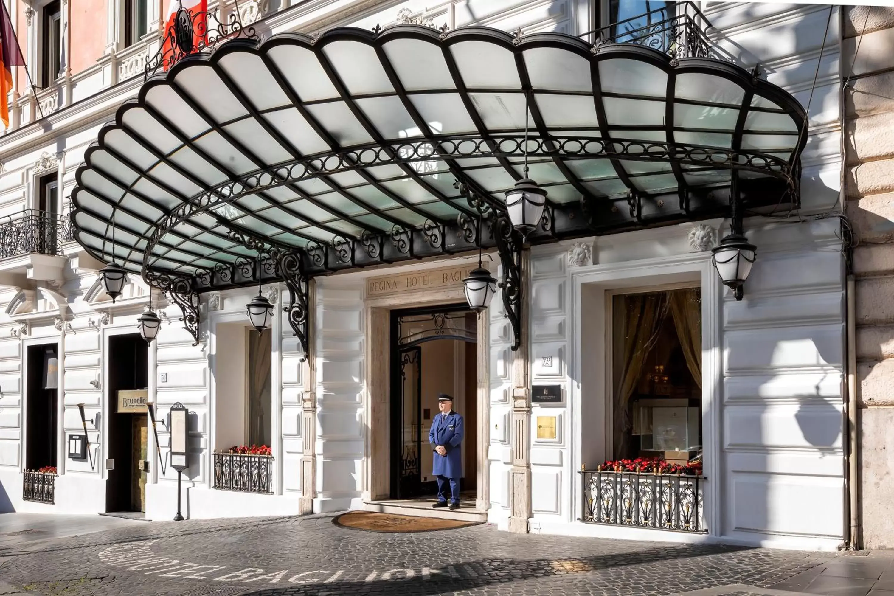 Property building in Baglioni Hotel Regina - The Leading Hotels of the World