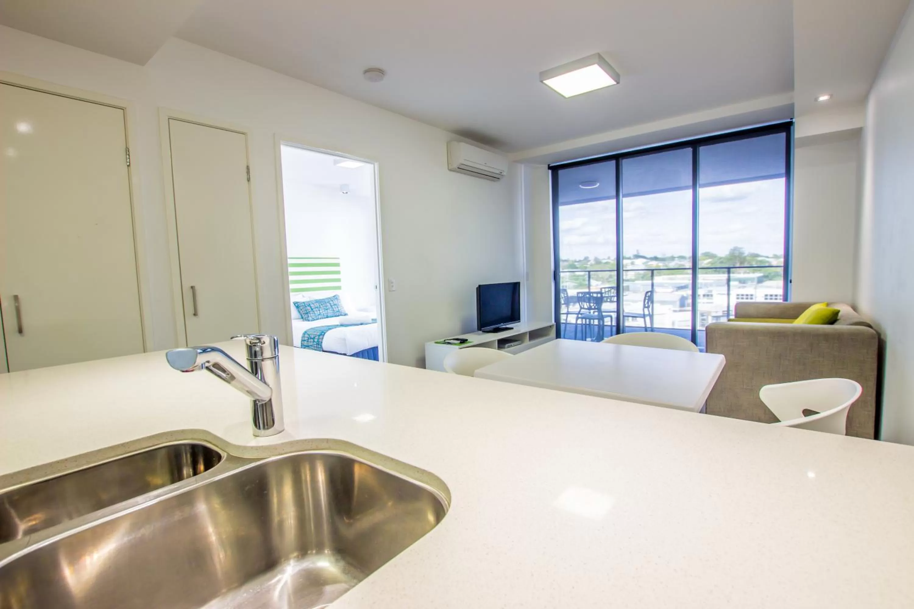 Kitchen or kitchenette in Eastwood Apartments