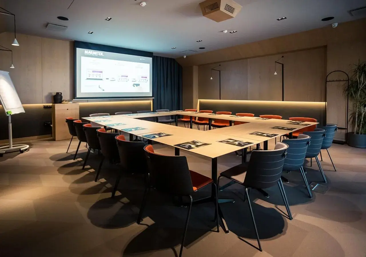 Meeting/conference room in Atlas Aparthotel