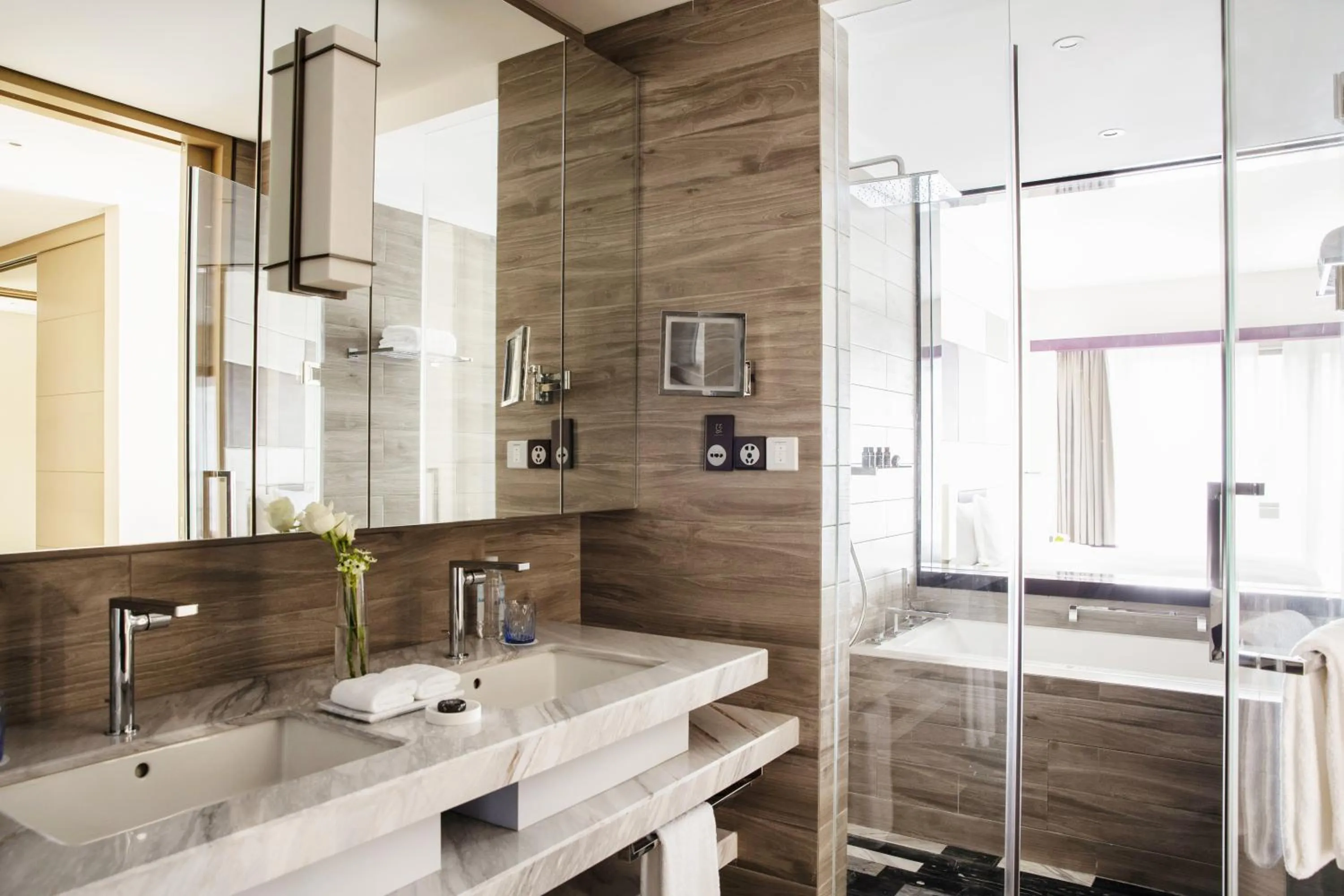 Bathroom in Jumeirah Living Guangzhou