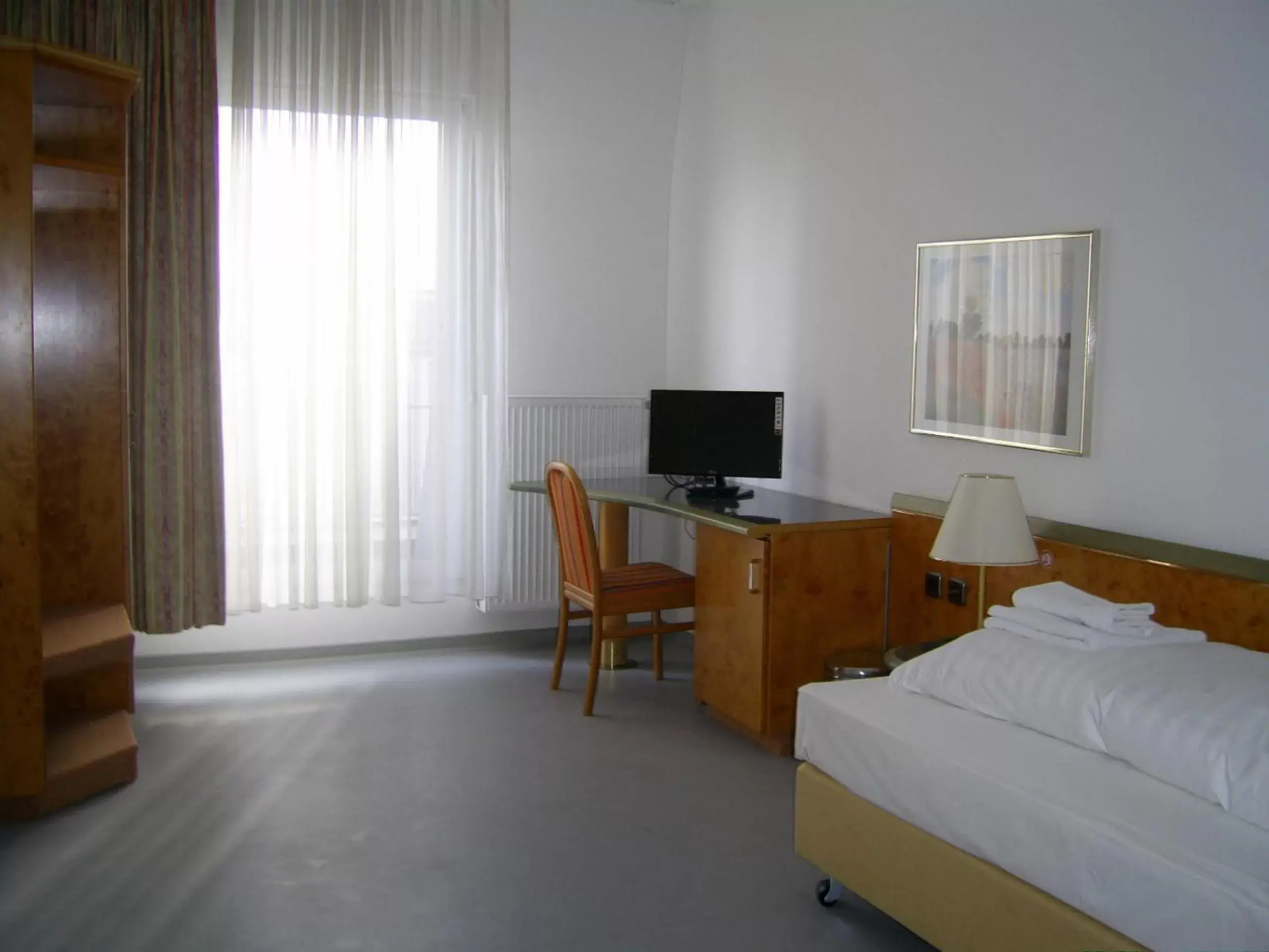 Single Room in Willy Hotel Frankfurt Single Room in Willy Hotel Frankfurt