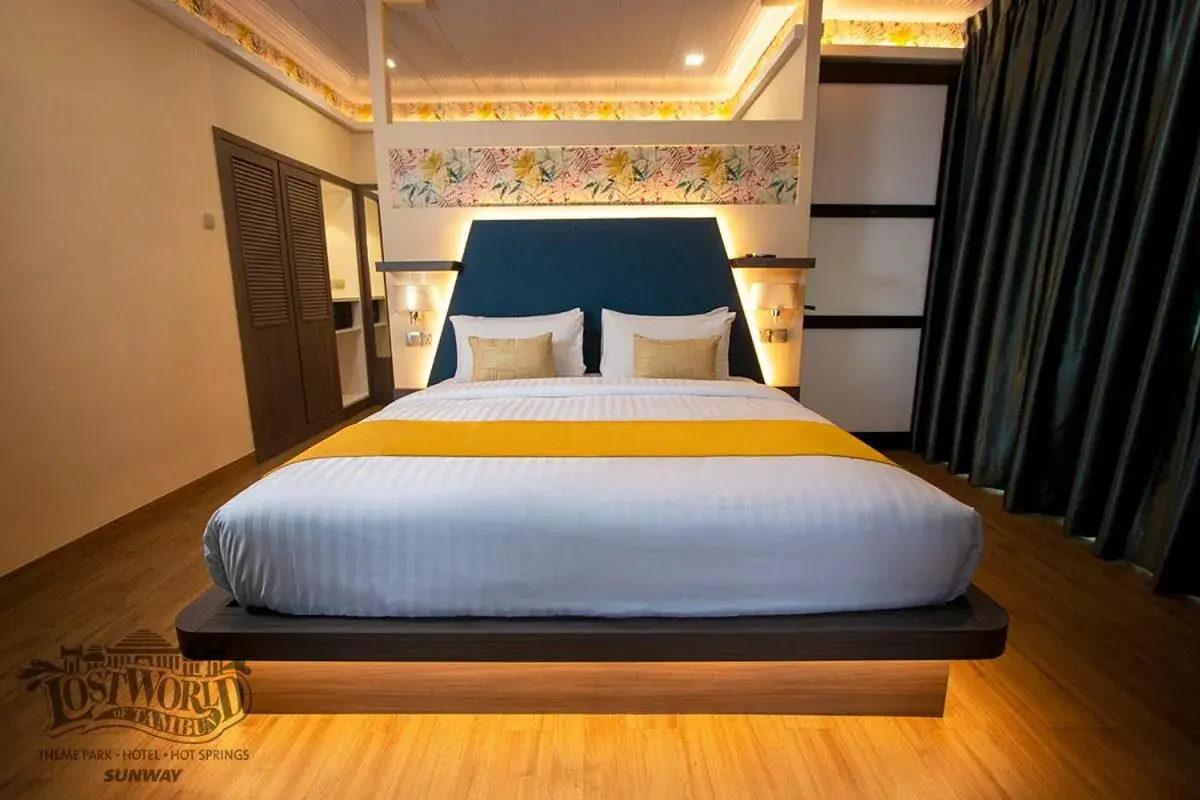 Bedroom, Bed in Sunway Lost World Hotel