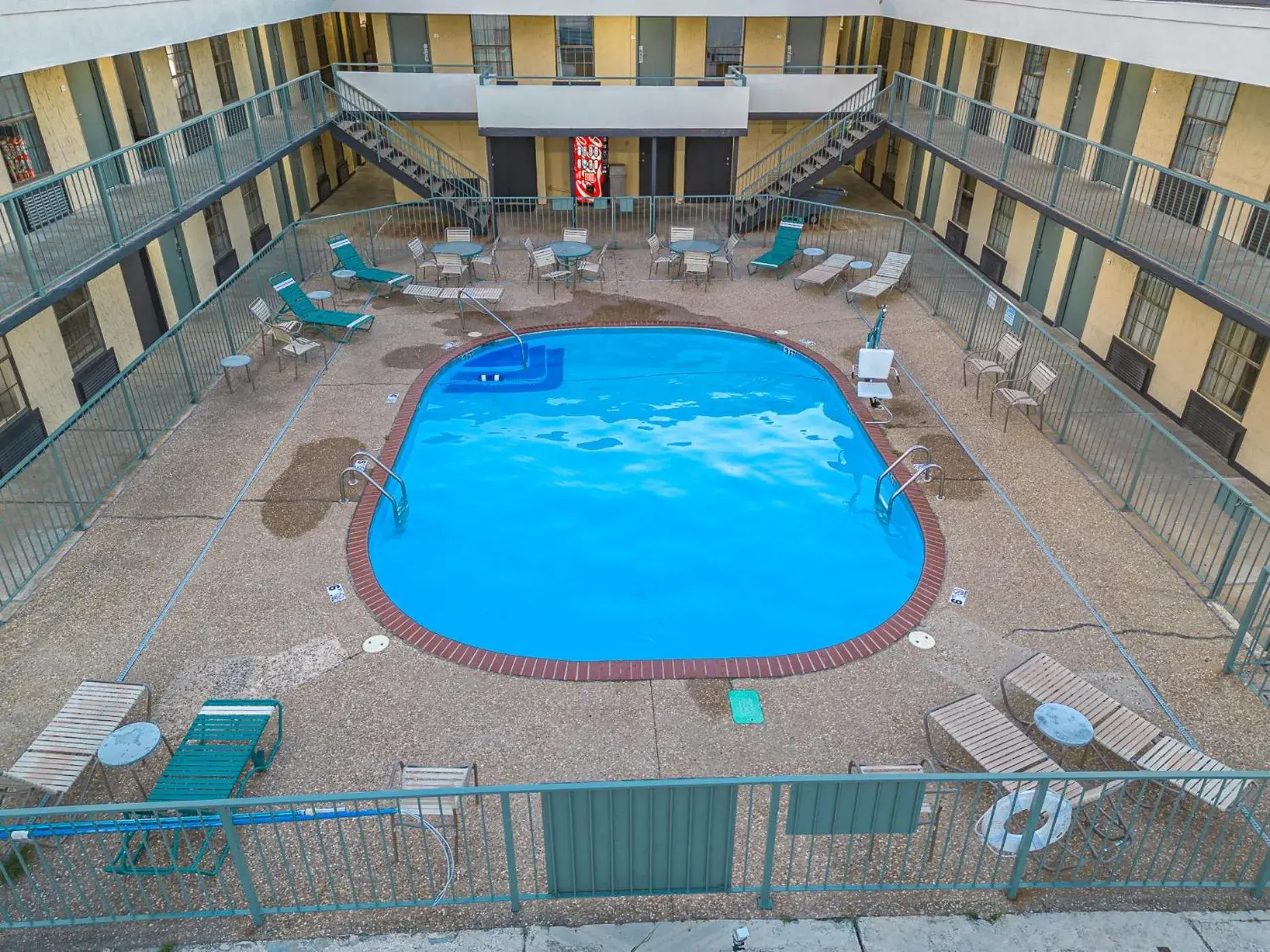 Swimming pool, Pool View in Quality Inn