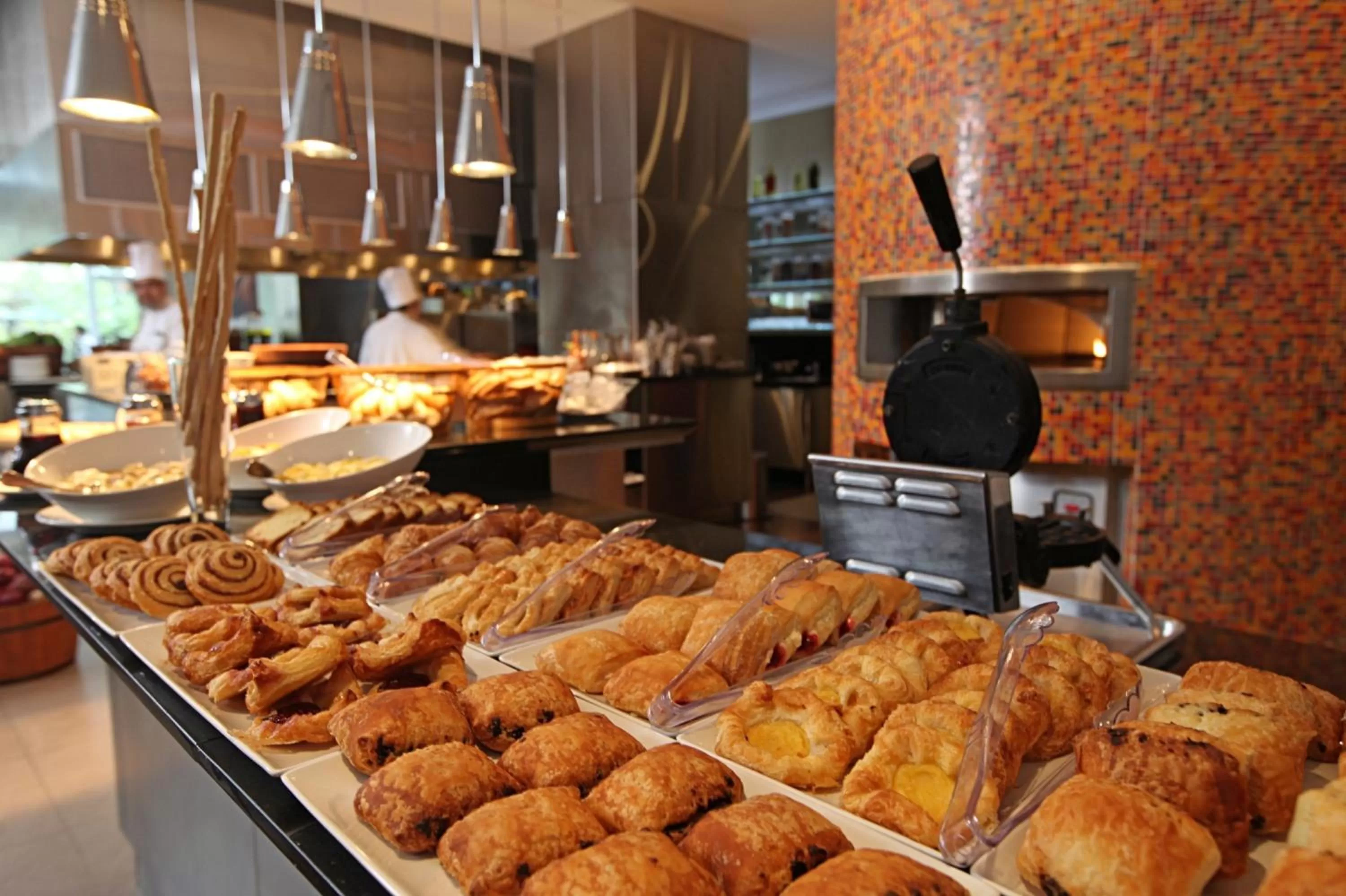 Breakfast in InterContinental Costa Rica at Multiplaza Mall by IHG