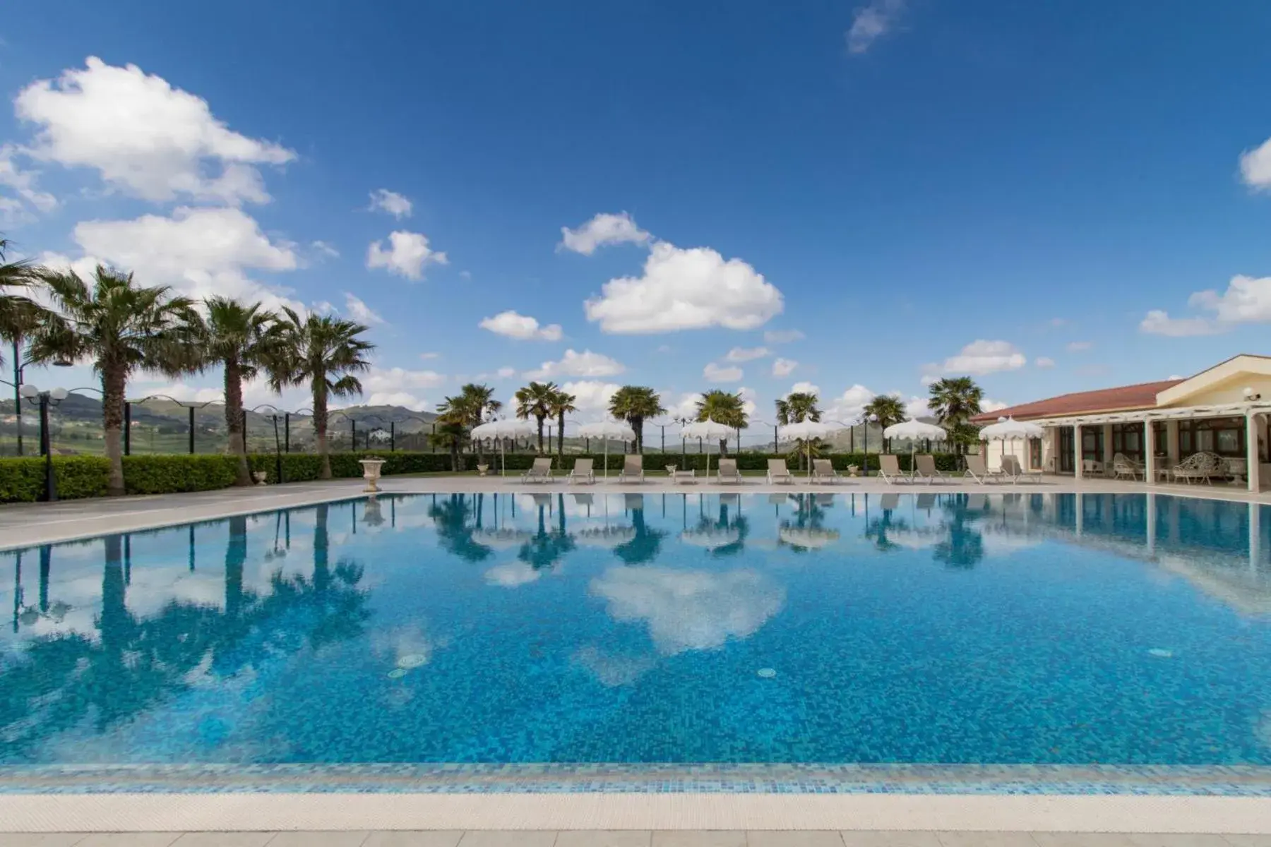 Swimming Pool in Hotel Federico II